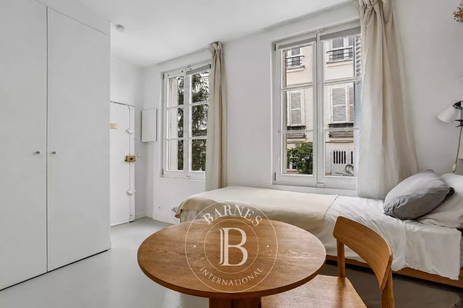 Paris  - Apartment  - picture 2