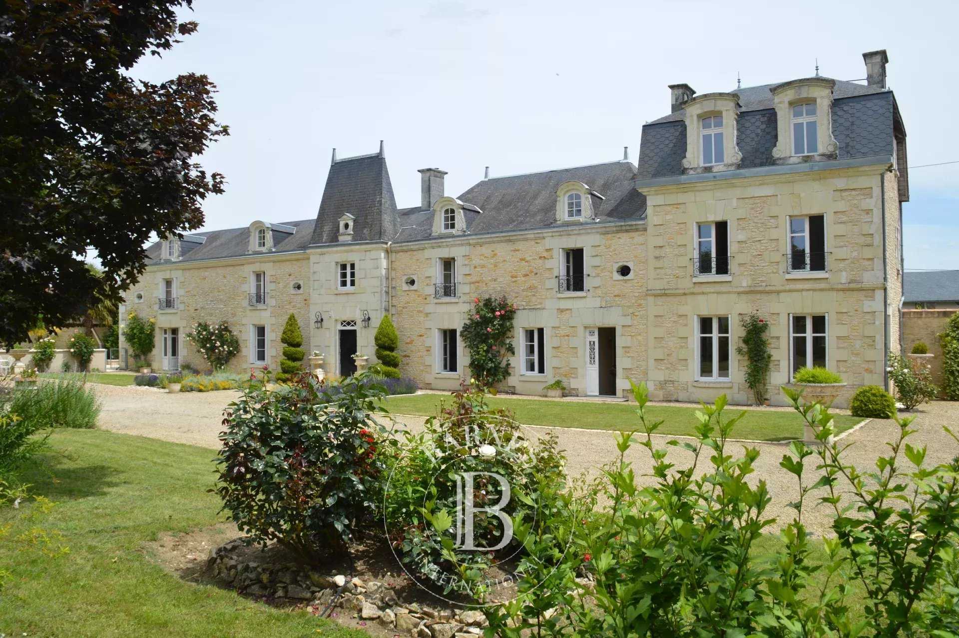 Loudun  - Village house 5 Bedrooms