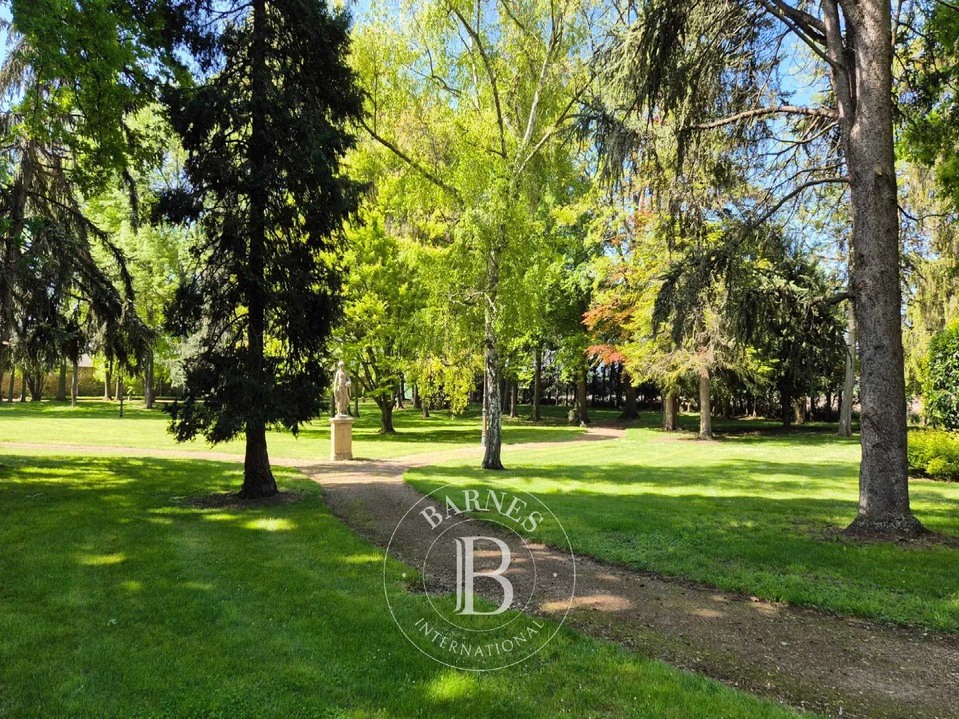 Cellule  - Castillo 15 Cuartos 9 Habitaciones