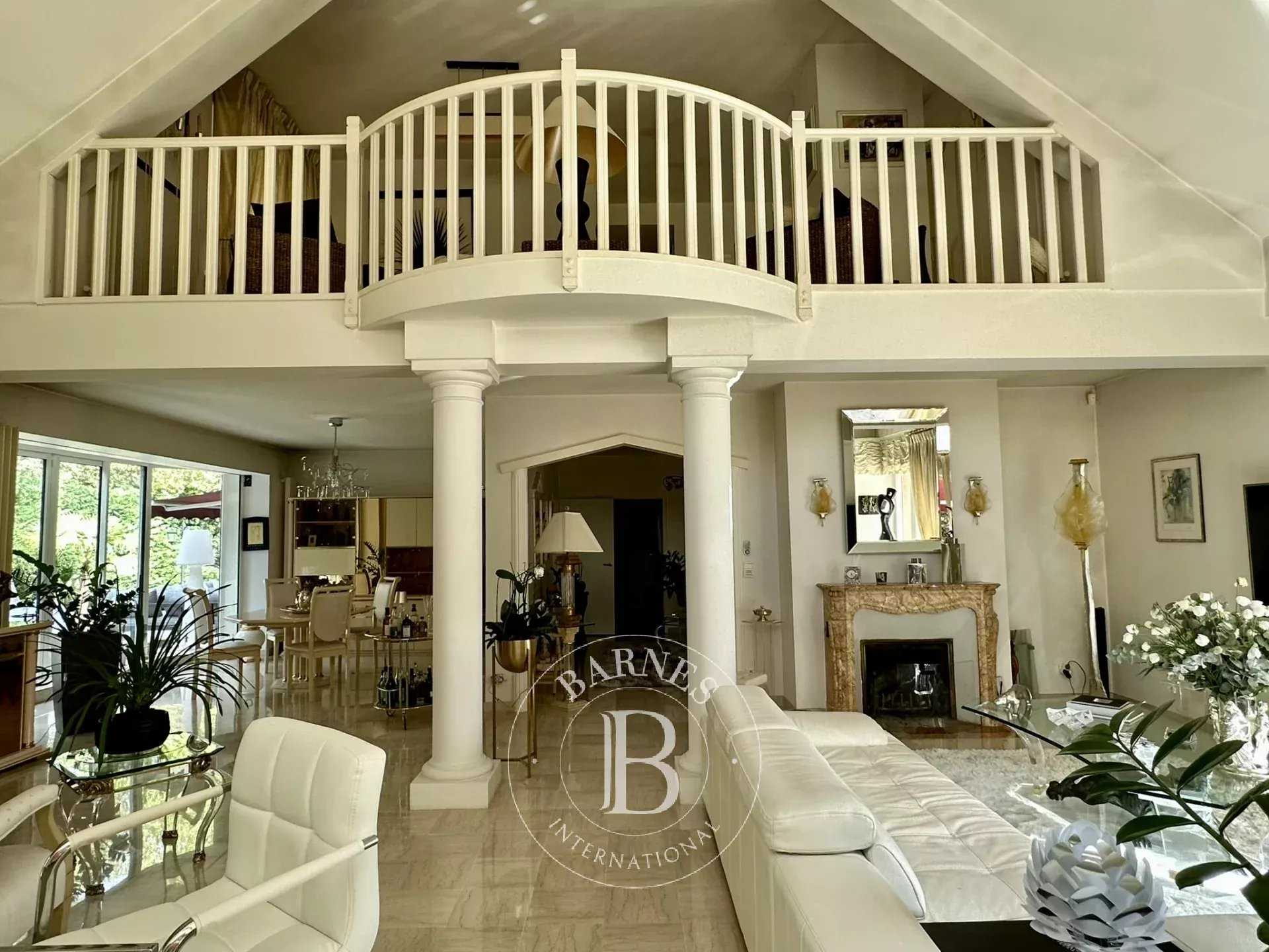 Étiolles  - Maison 9 Pi&egrave;ces 4 Chambres