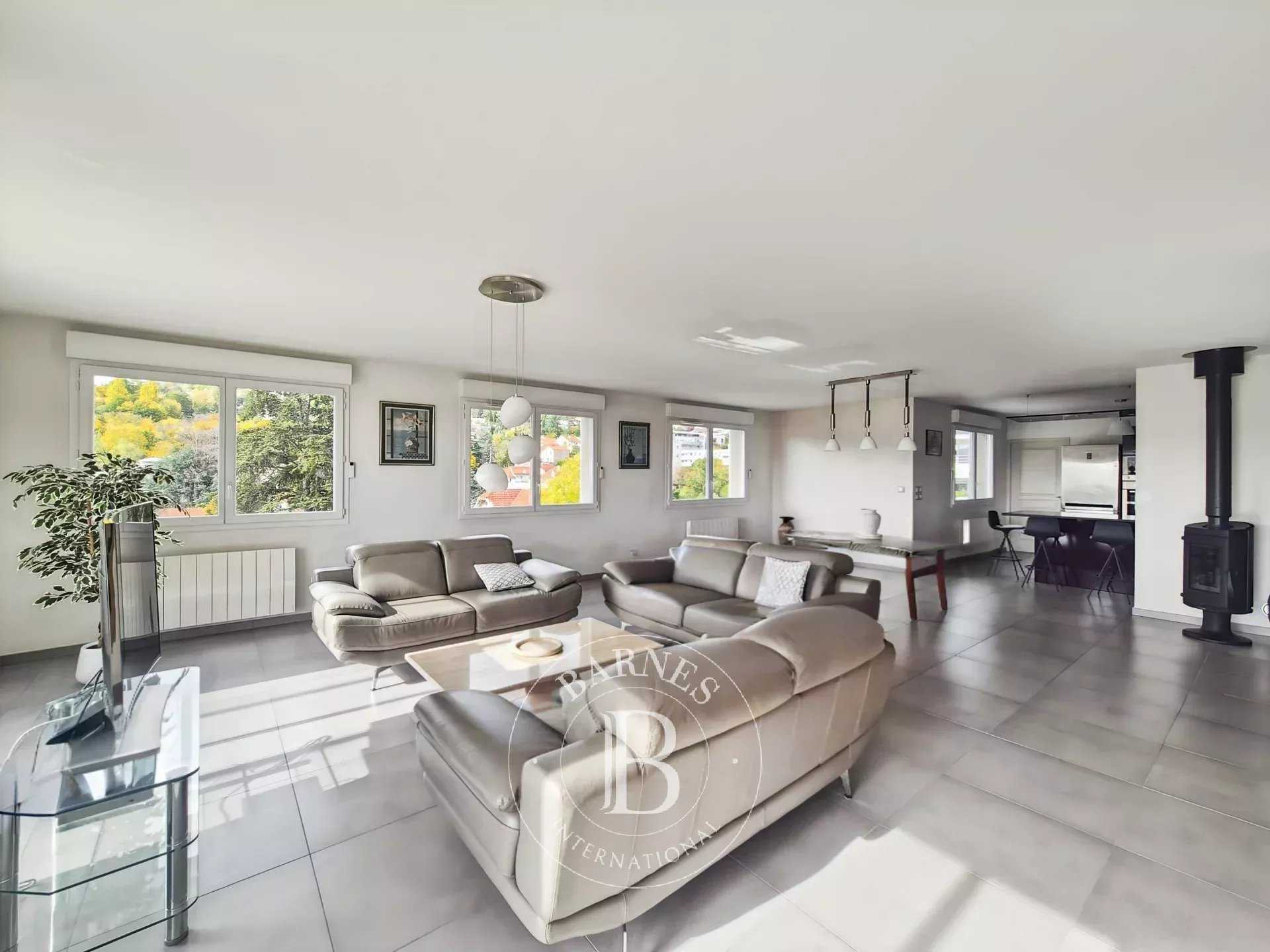 Clermont-Ferrand  - Apartment 4 Bedrooms