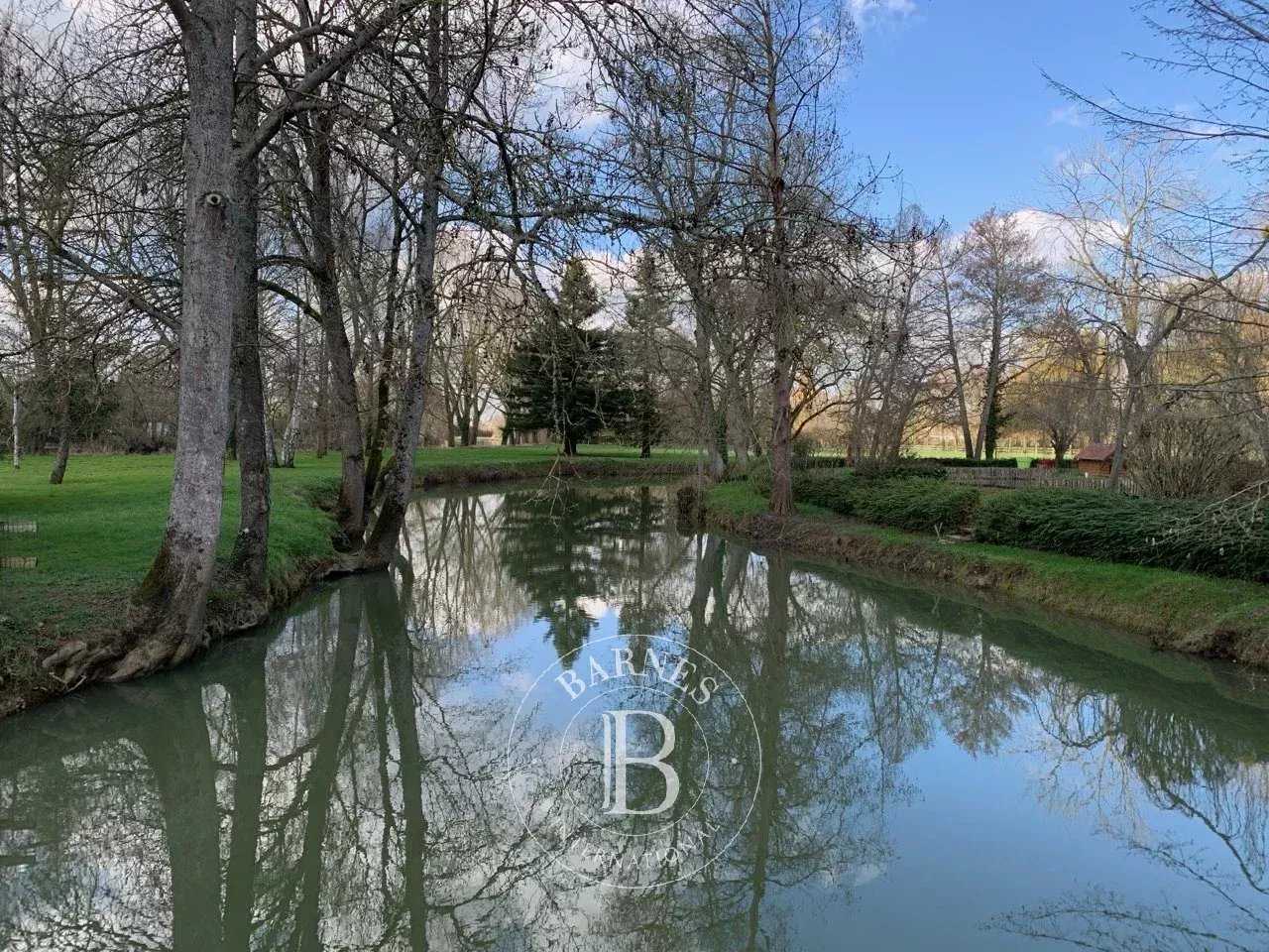 Montbizot  - Casa 10 Cuartos 5 Habitaciones