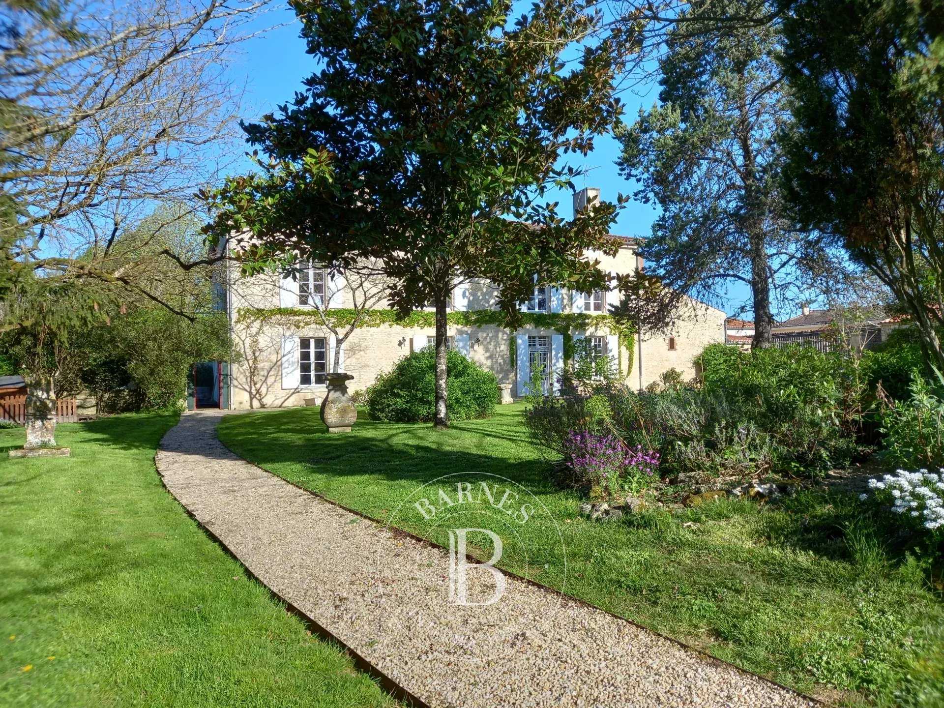 Maillezais  - Manor house 6 Bedrooms