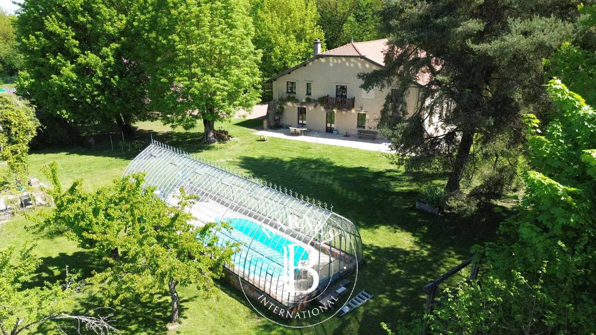 Courcelles-Chaussy  - Propriété 