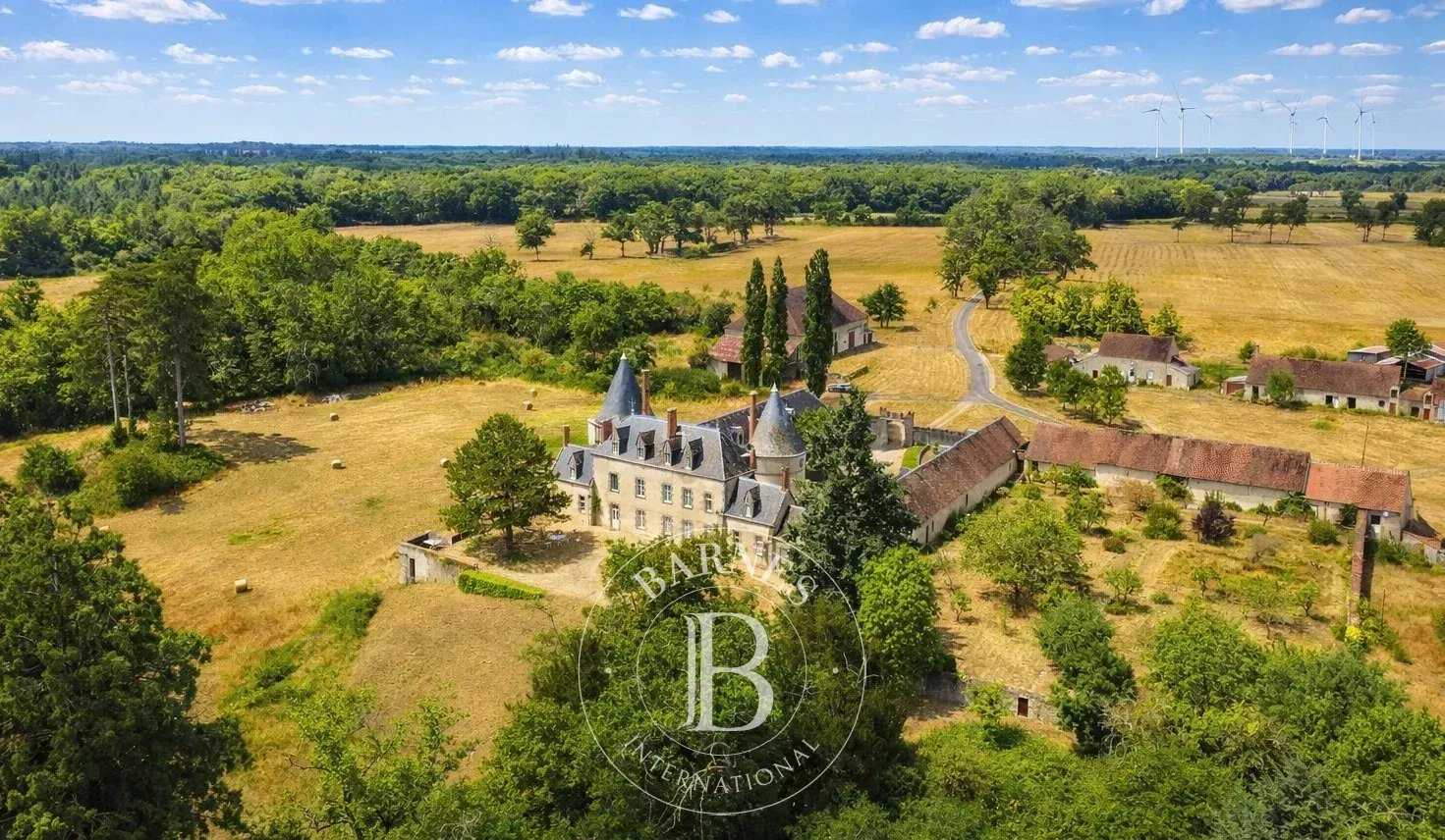 Le Dorat  - Château 12 Pi&egrave;ces 7 Chambres