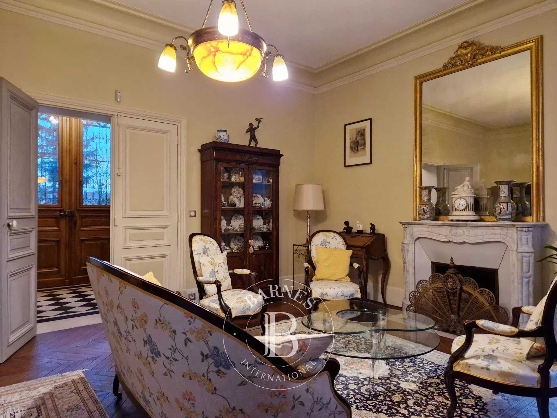 Cergy  - House 5 Bedrooms