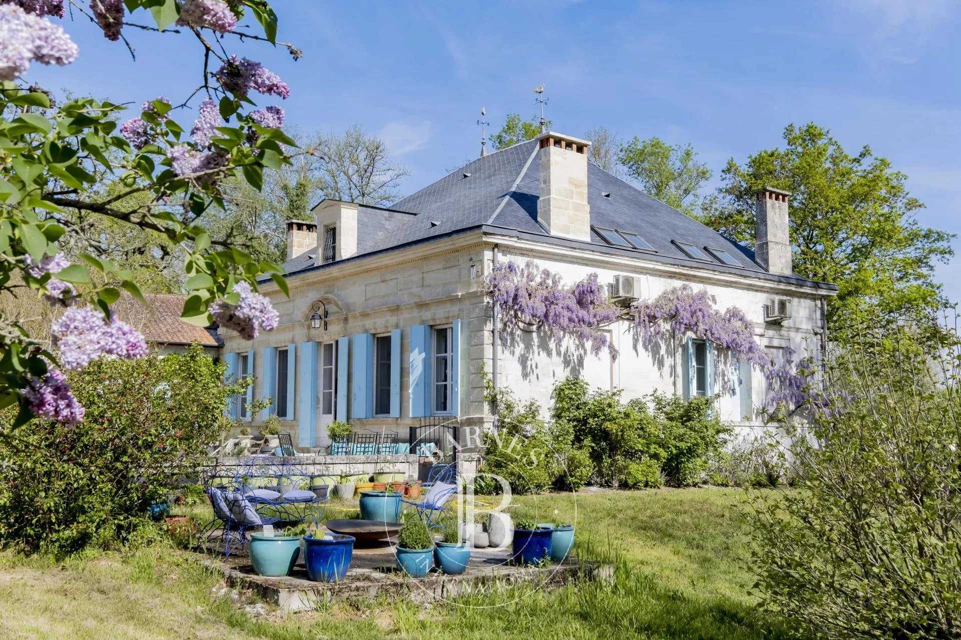 Moulin-Neuf  - Property 7 Bedrooms