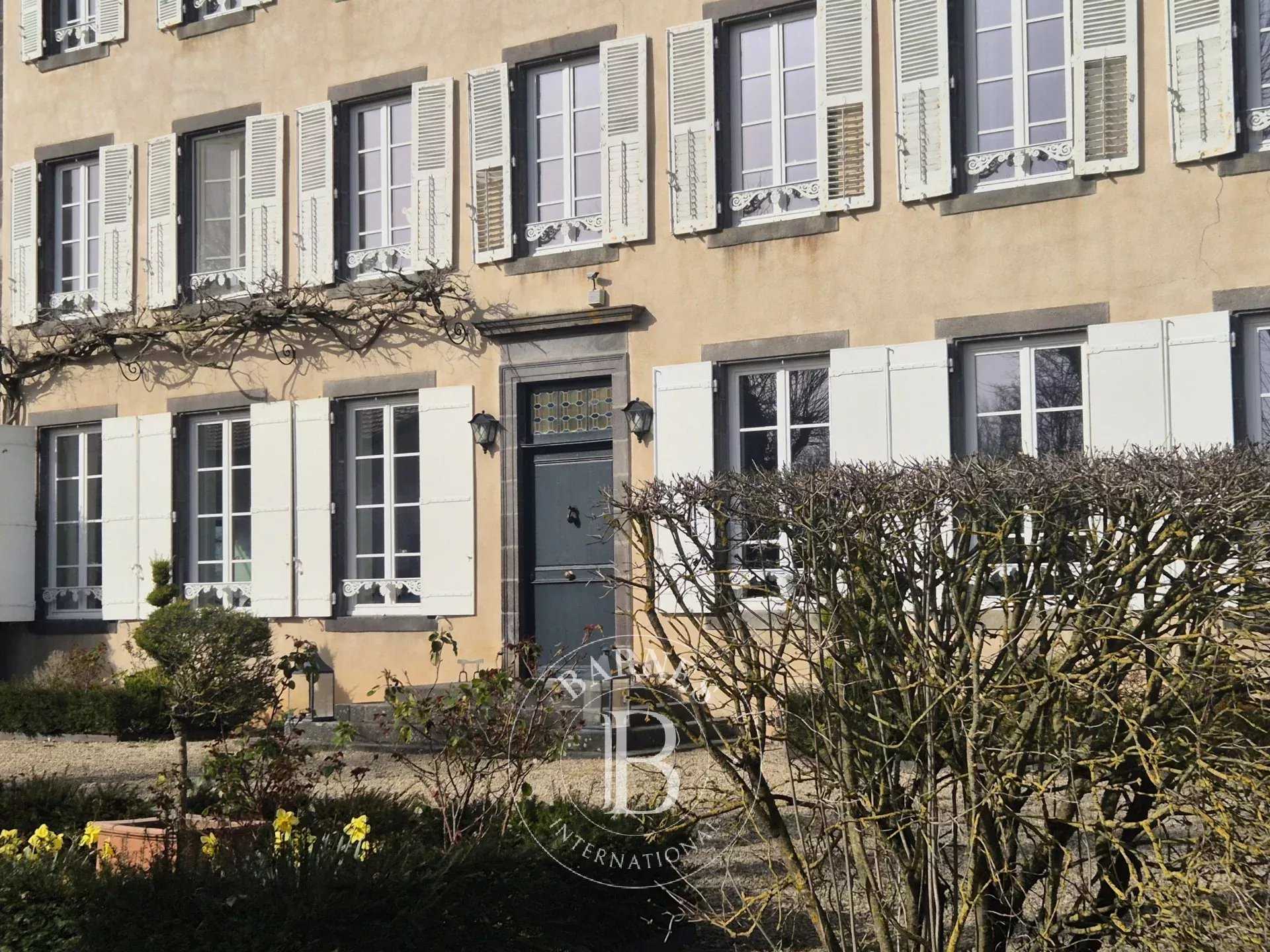 Saint-Ignat  - Maison 7 Pi&egrave;ces 5 Chambres