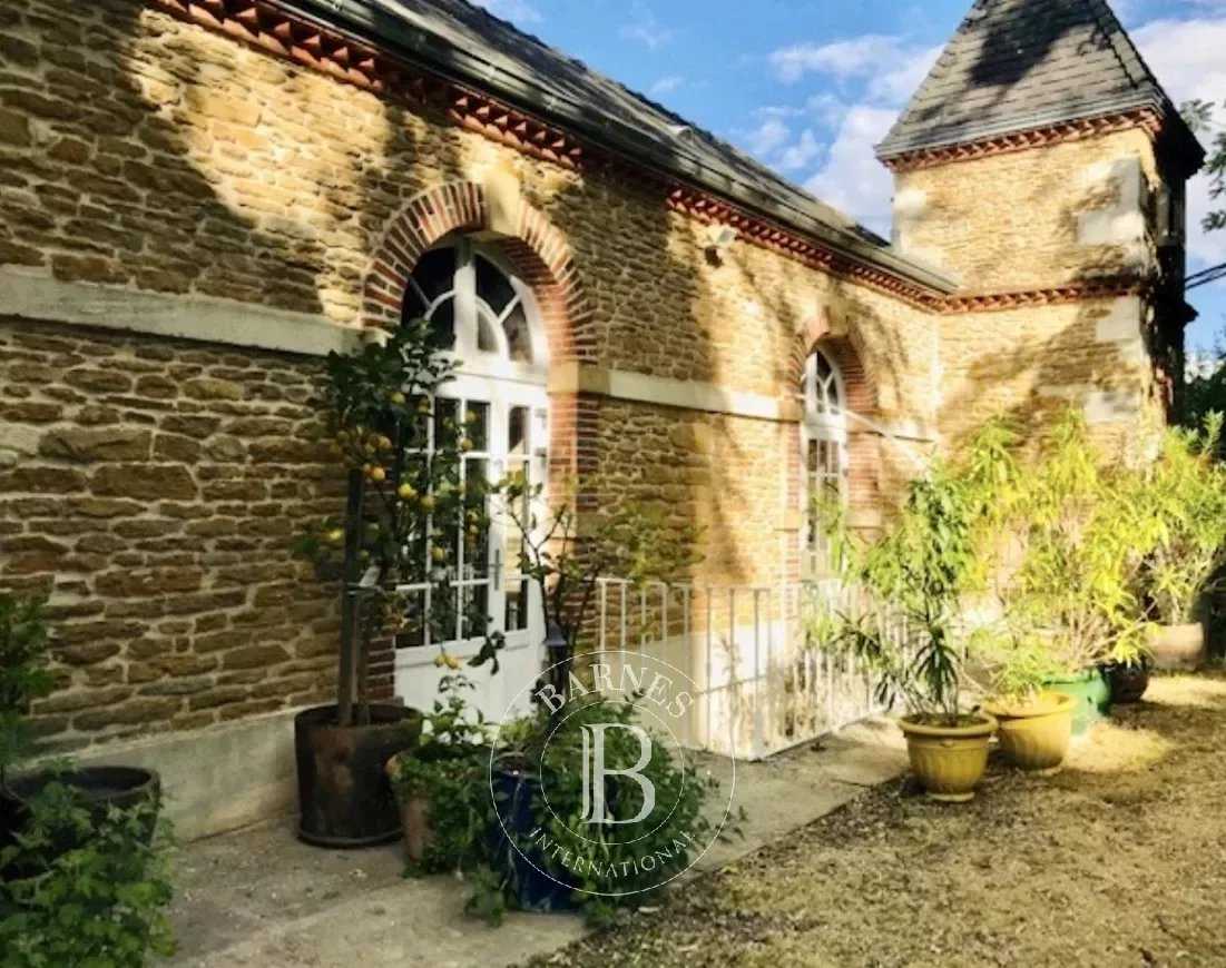 Givry  - Village house 6 Bedrooms