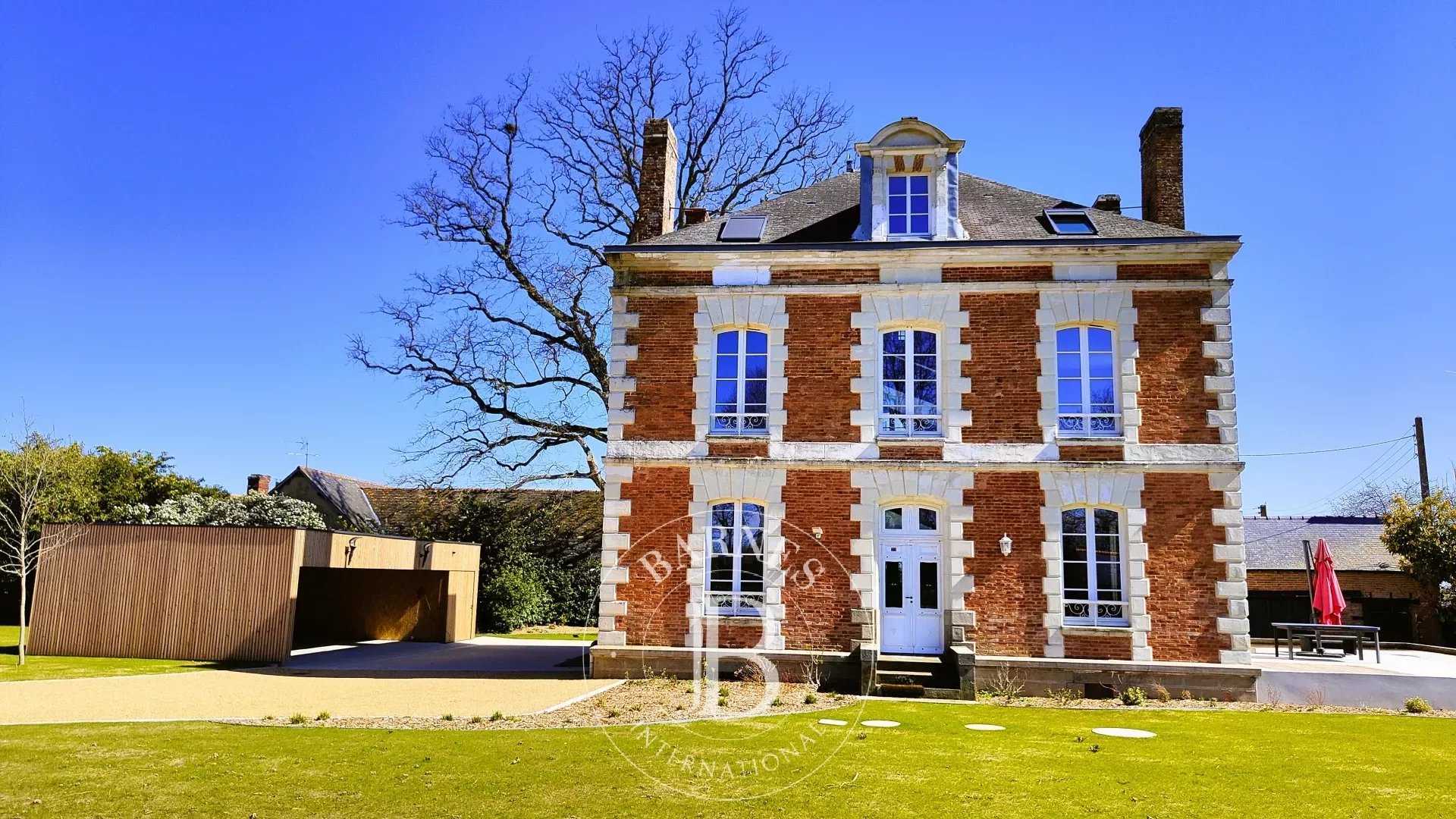 Rennes  - House 8 Bedrooms