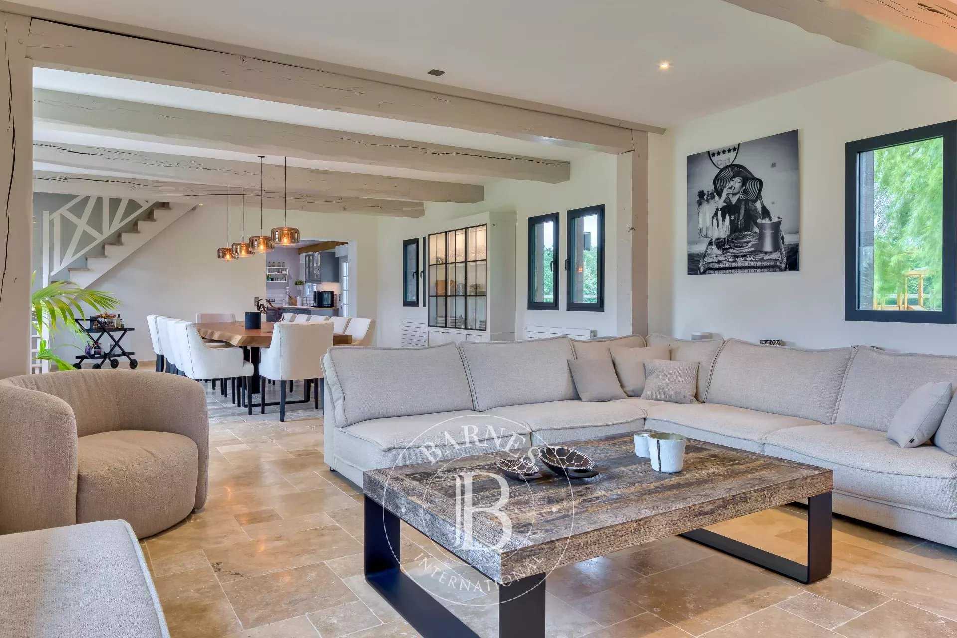 Orbec  - Equestrian estate 