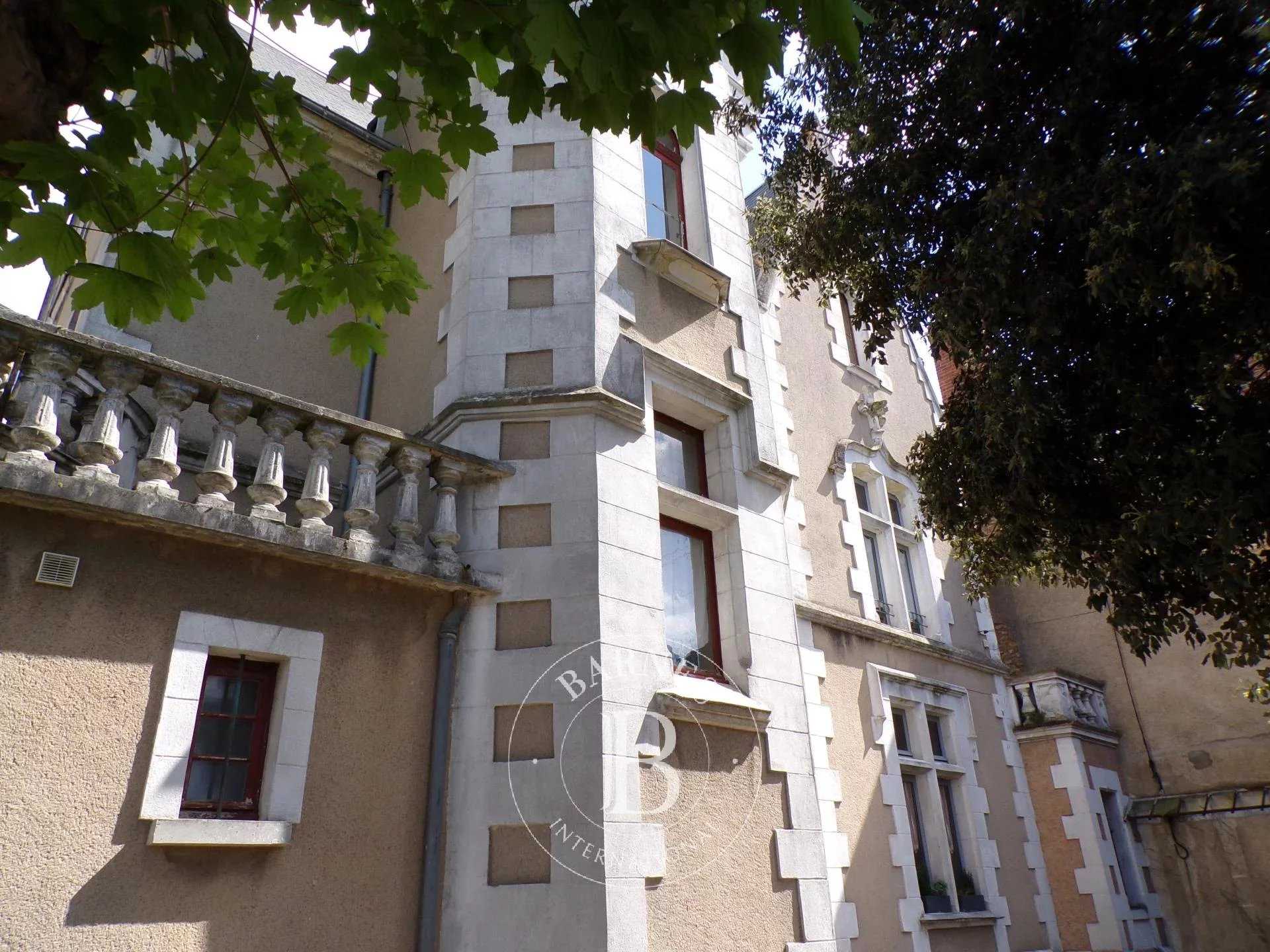 Thouars  - Palacete 13 Cuartos 5 Habitaciones