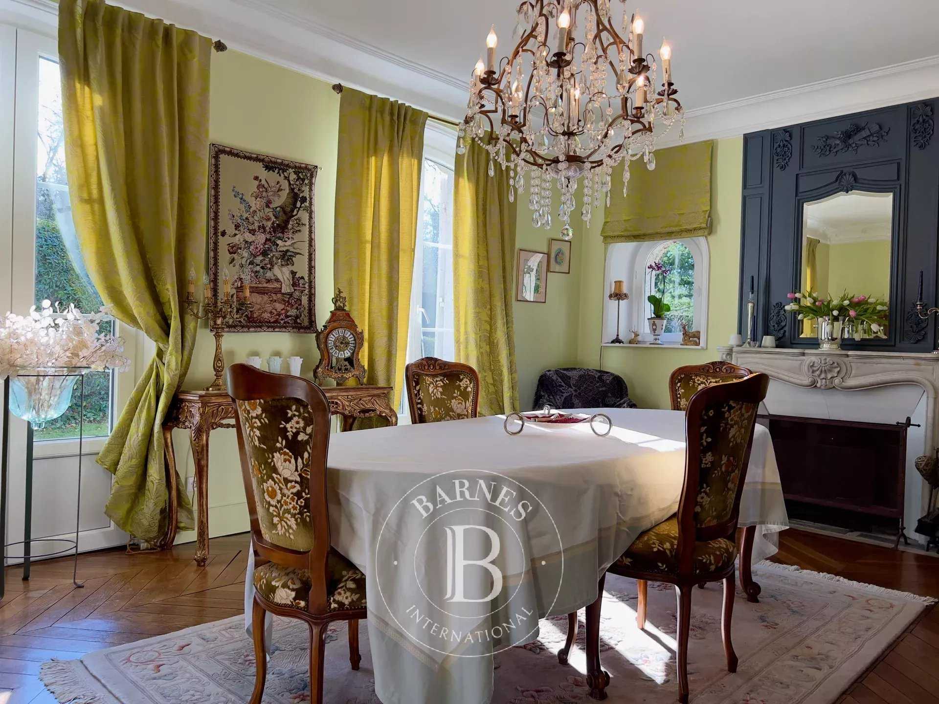 Les Ageux  - Maison 11 Pi&egrave;ces 4 Chambres