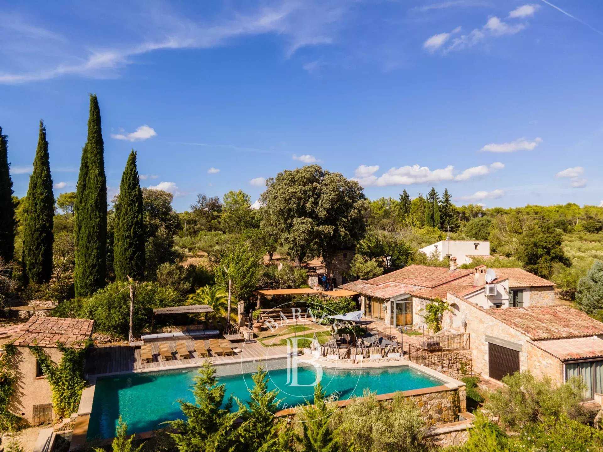 Entrecasteaux  - Property 13 Bedrooms