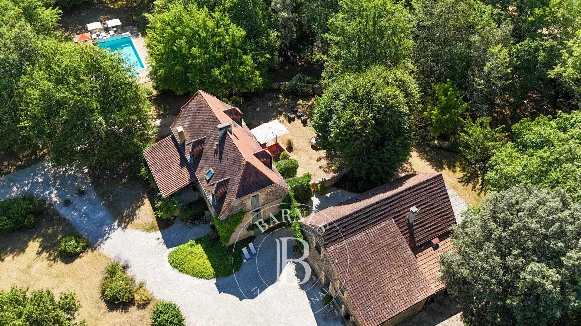 Sarlat-la-Canéda  - Property 9 Bedrooms