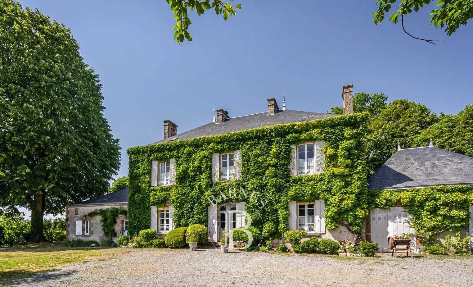 Vendée - Maison bourgeoise - Parc de 8000m² avec tennis et piscine
