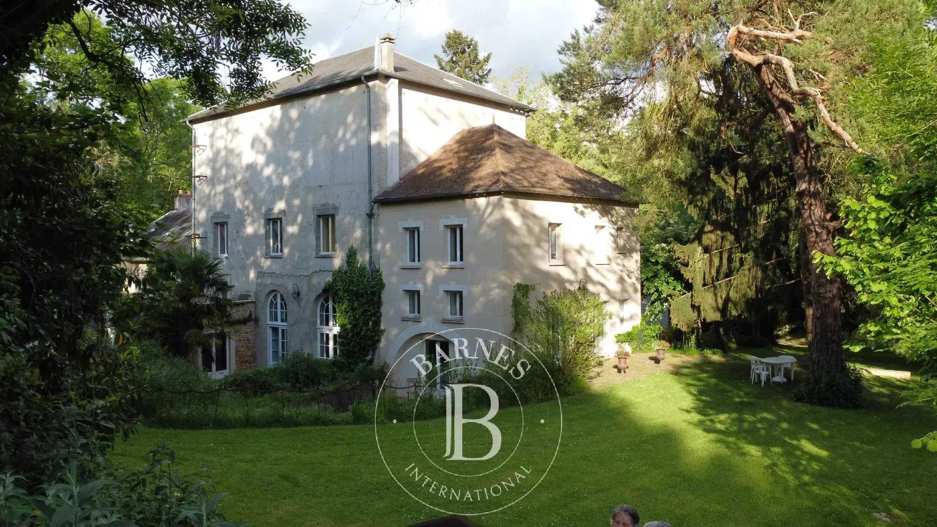 Saint-Rémy-lès-Chevreuse  - House 11 Bedrooms