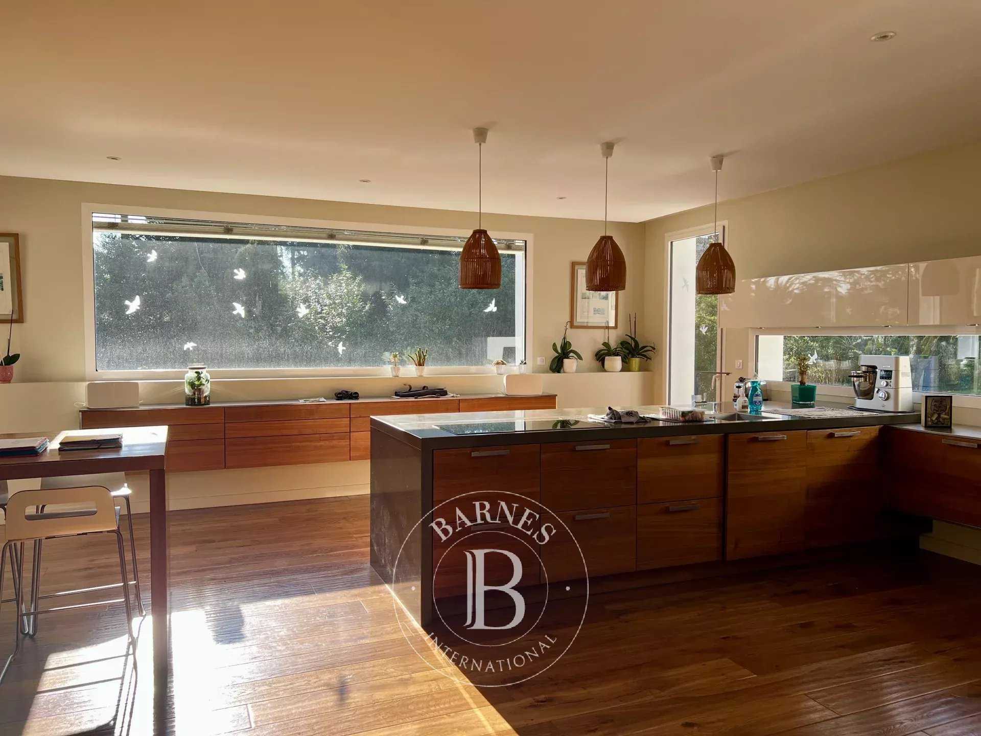 Mâcon  - Maison de ville 8 Pi&egrave;ces 5 Chambres