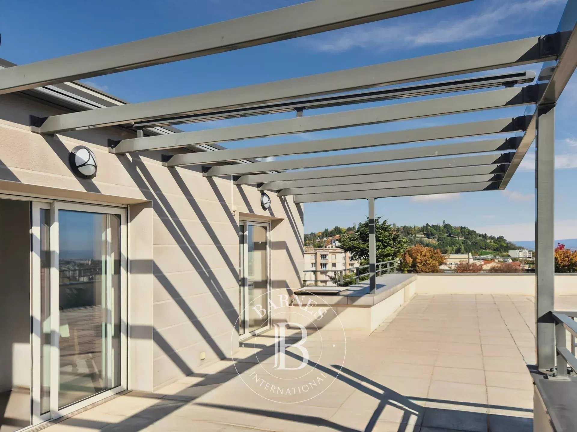 Clermont-Ferrand  - Apartment 4 Bedrooms