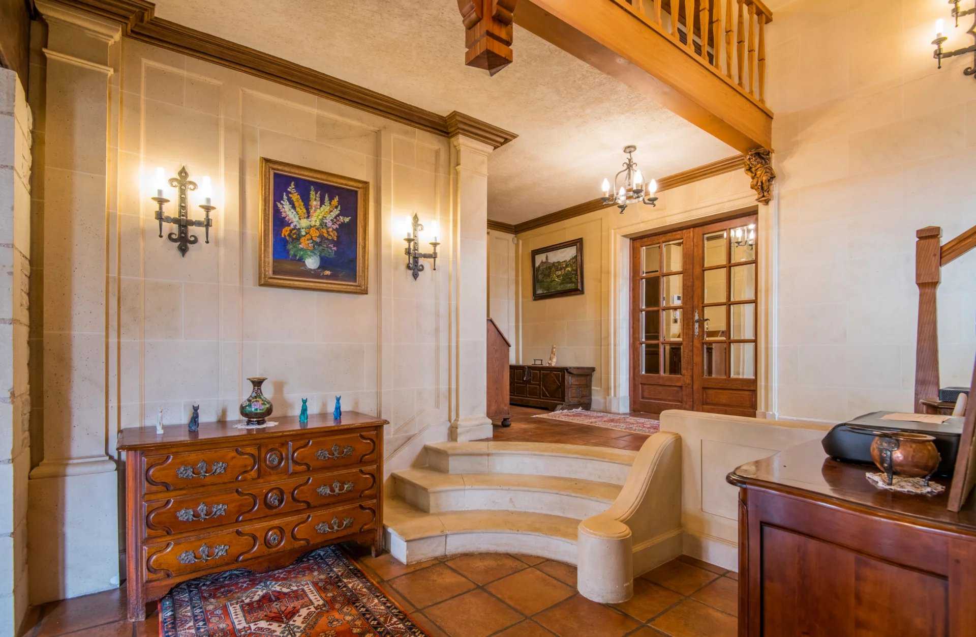 Cahors  - Château 12 Pi&egrave;ces 7 Chambres