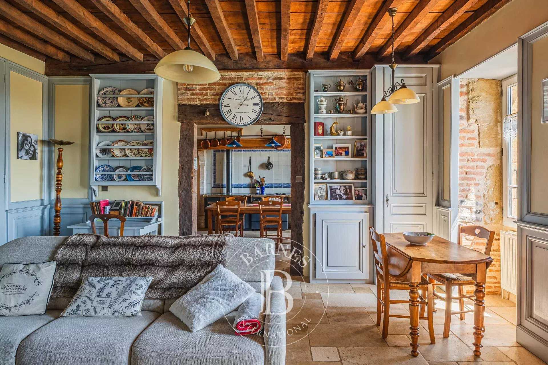 Semons  - Maison 9 Pi&egrave;ces 7 Chambres