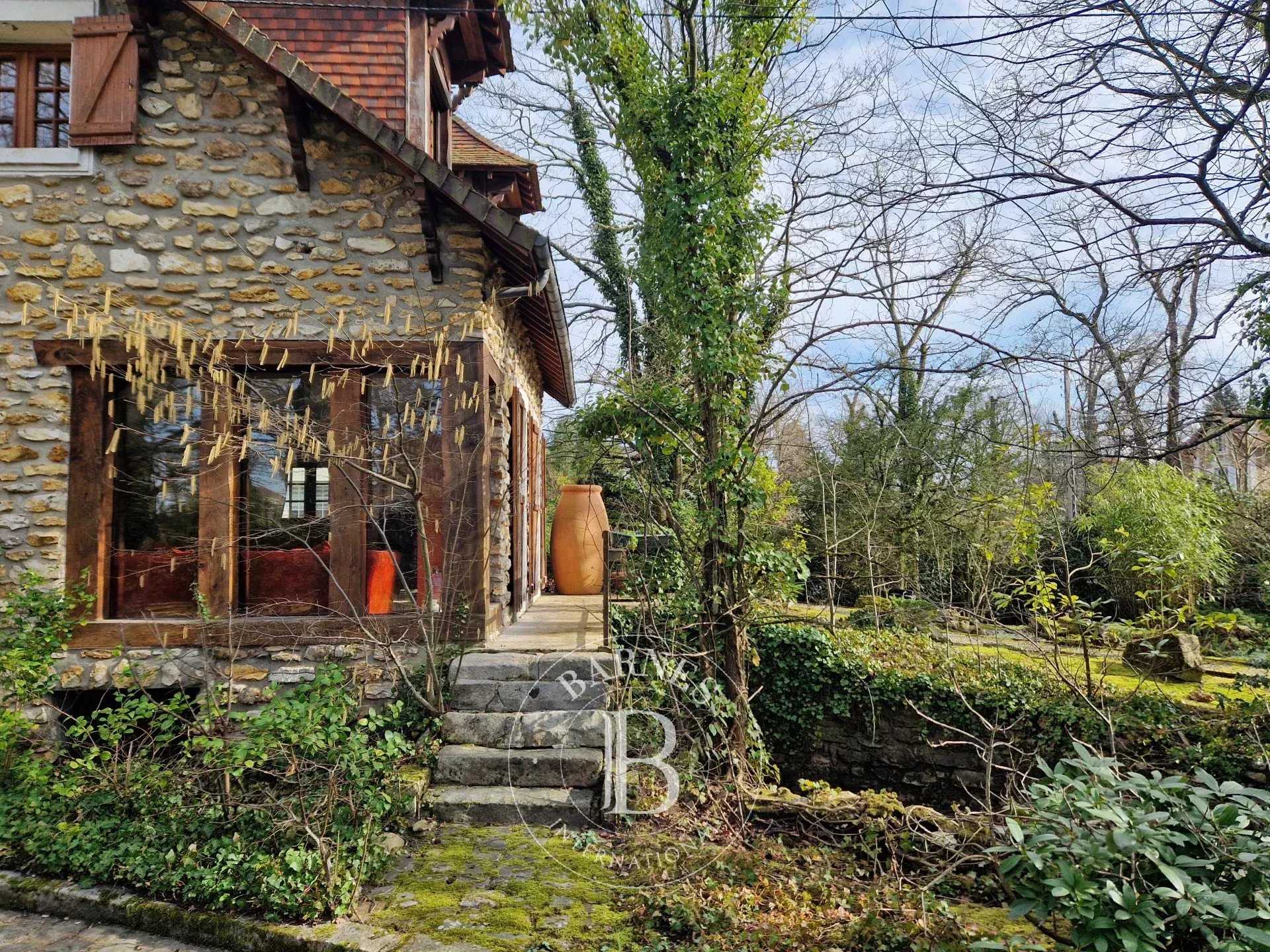 Beauchamp  - House 4 Bedrooms