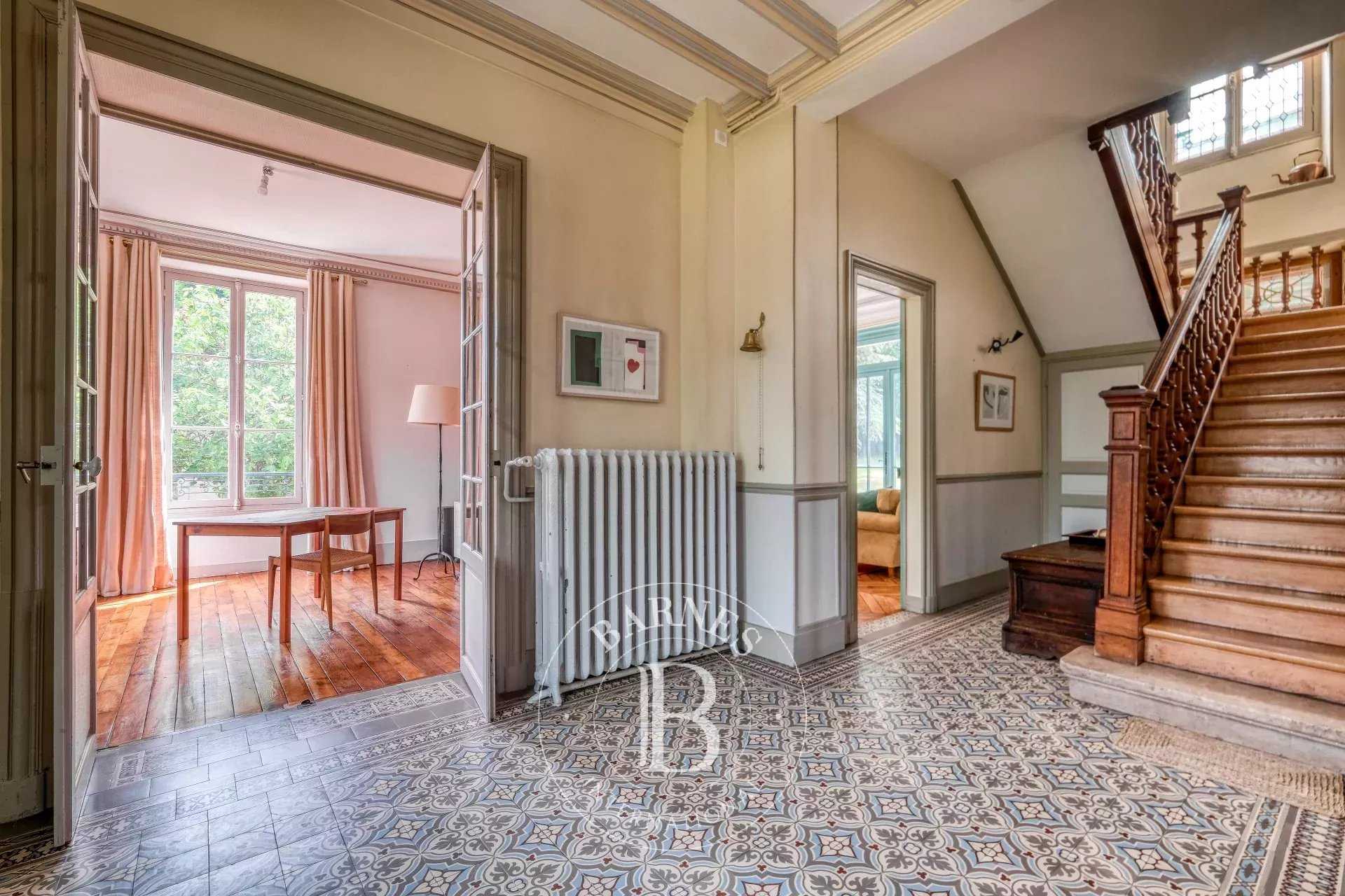 Fontainebleau  - Manor house 7 Bedrooms