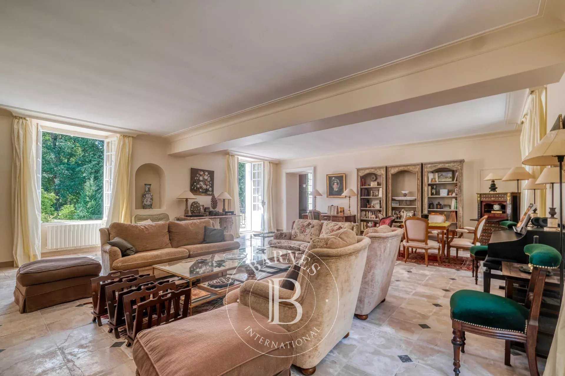 Provins  - Manoir 14 Pièces 6 Chambres