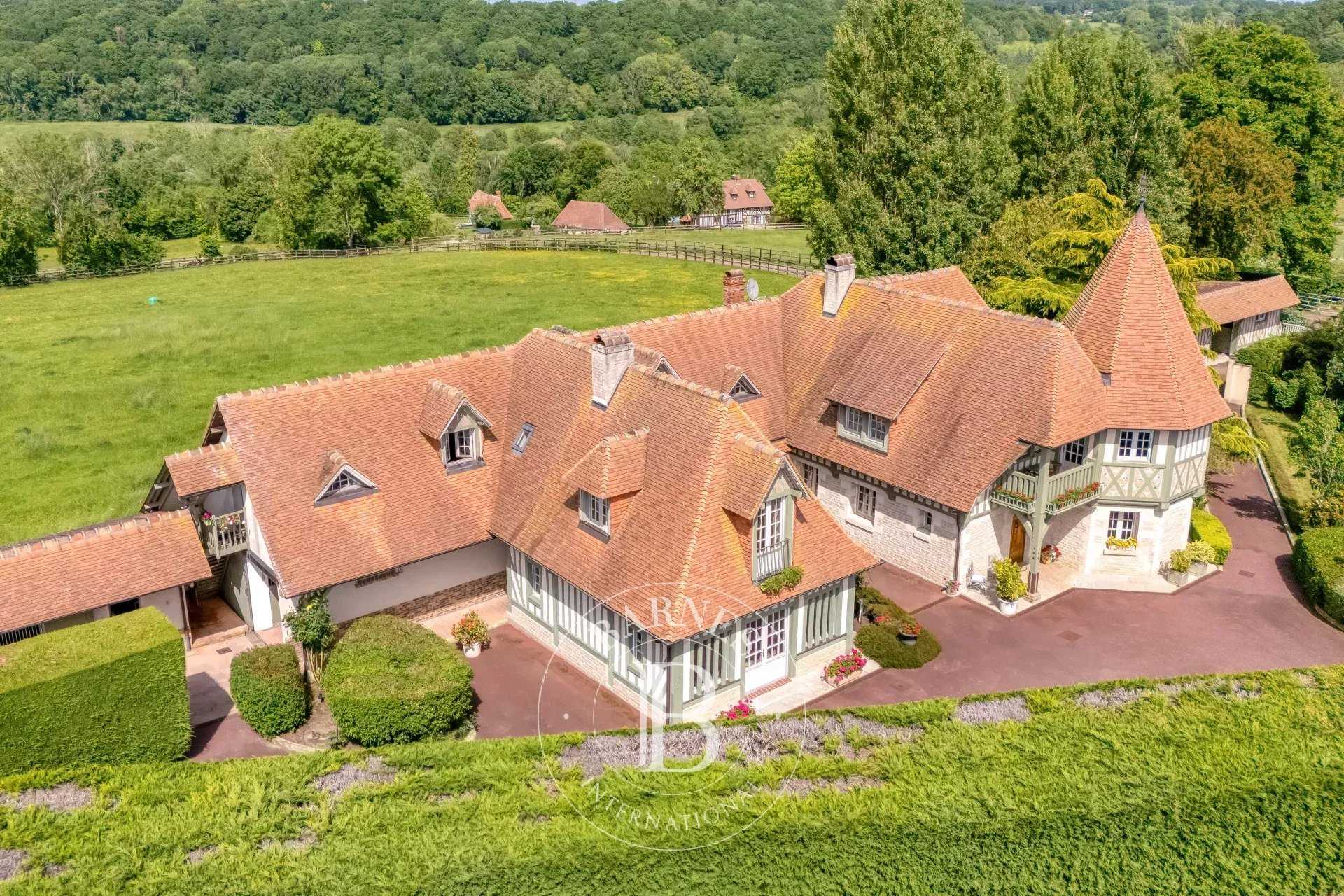 Livarot-Pays-d'Auge  - Maison 