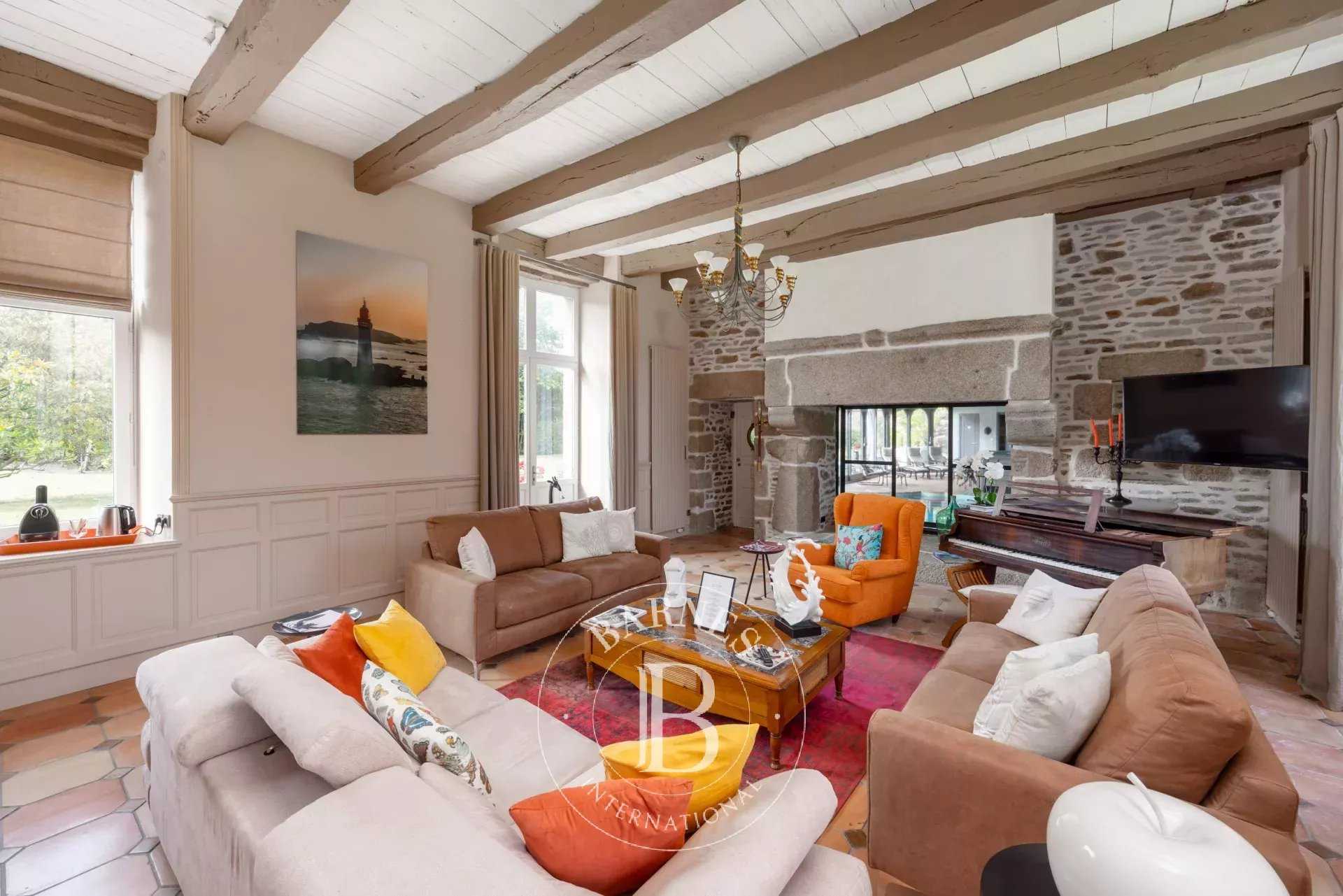 Saint-Malo  - Maison 10 Pi&egrave;ces