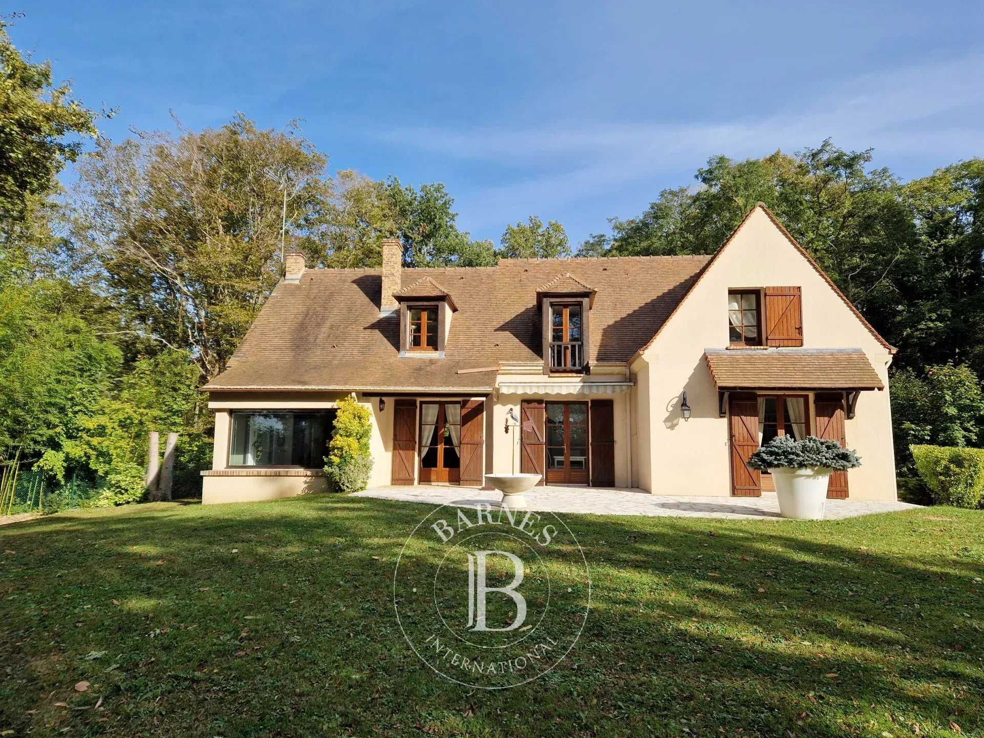 L'Isle-Adam  - Maison 7 Pi&egrave;ces 5 Chambres