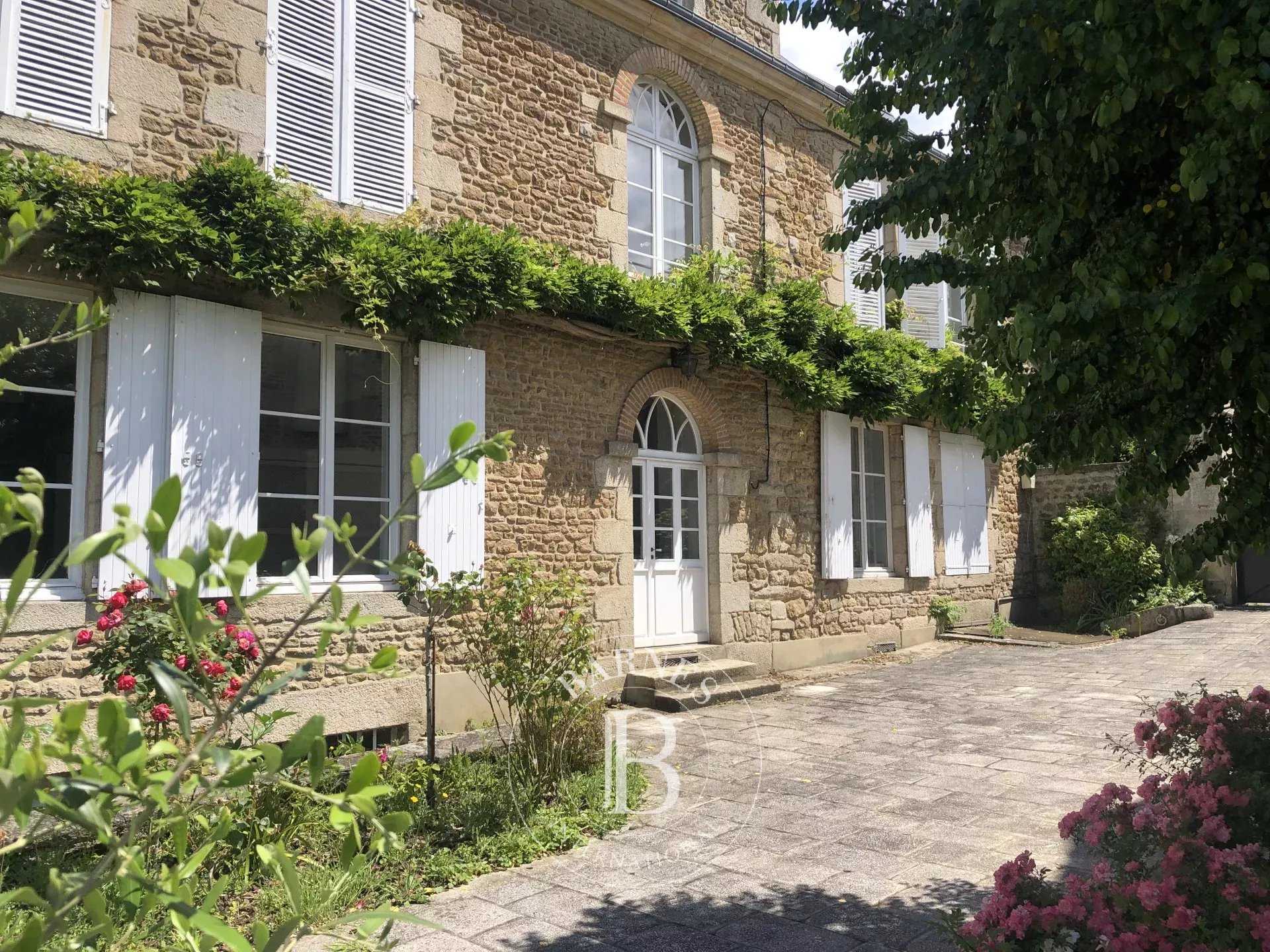 Alençon  - Maison de ville 10 Pièces 4 Chambres