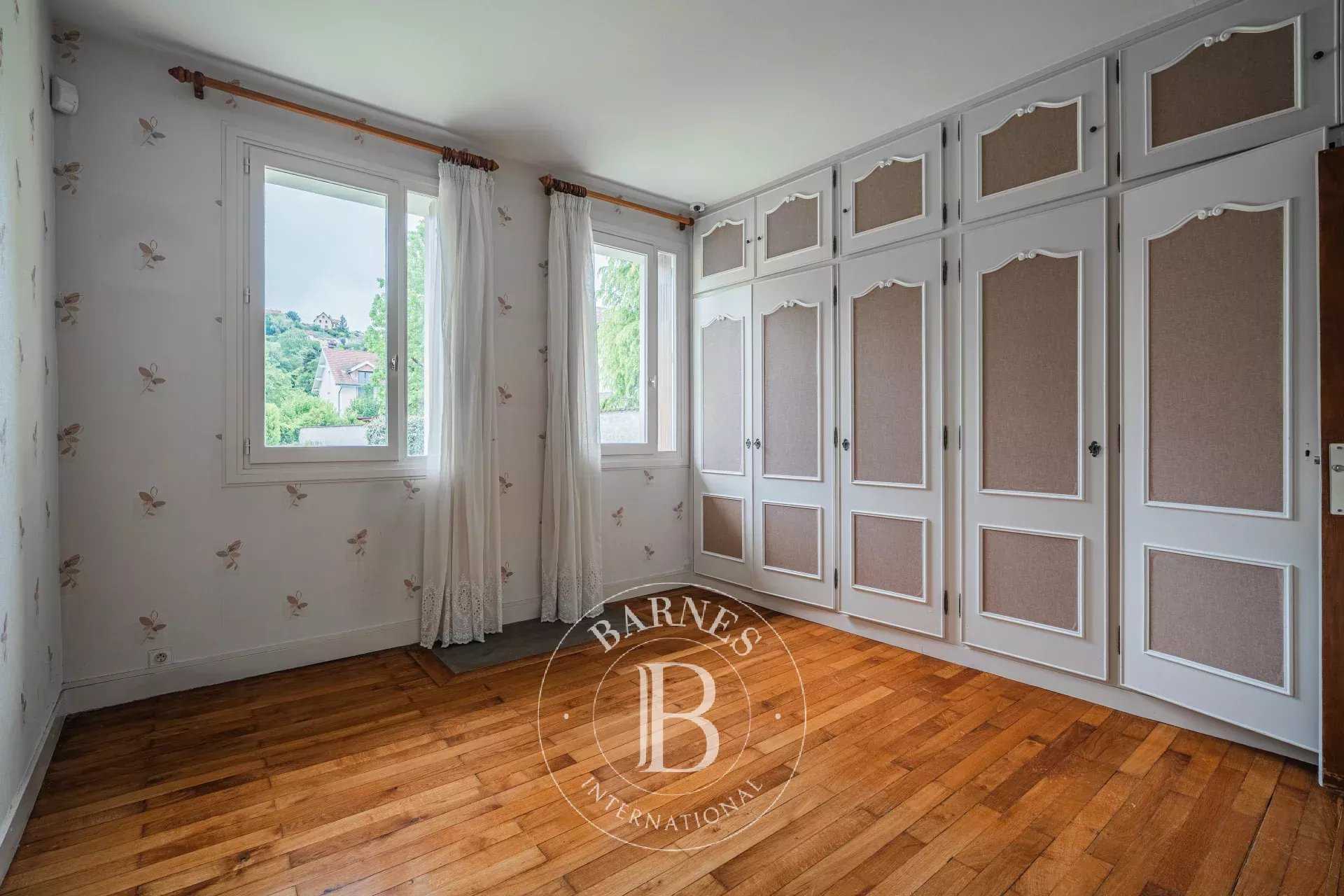 Coublevie  - Maison 7 Pi&egrave;ces 5 Chambres