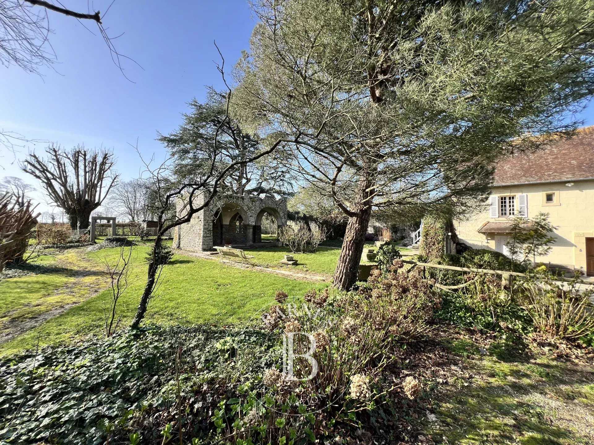 Quettreville-sur-Sienne  - Propriété 20 Pi&egrave;ces