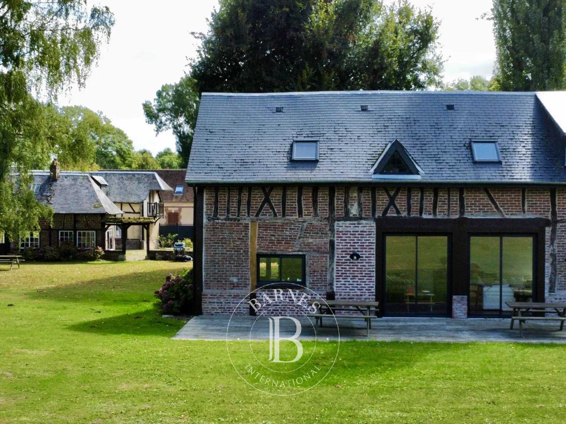 Hacqueville  - Maison 14 Pi&egrave;ces 7 Chambres