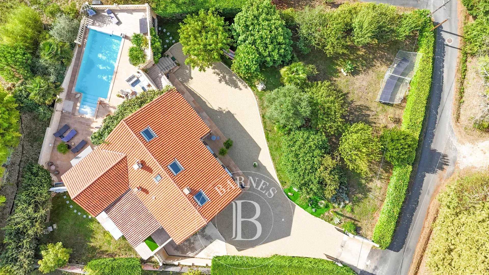 Sarlat-la-Canéda  - Maison 7 Pi&egrave;ces 6 Chambres