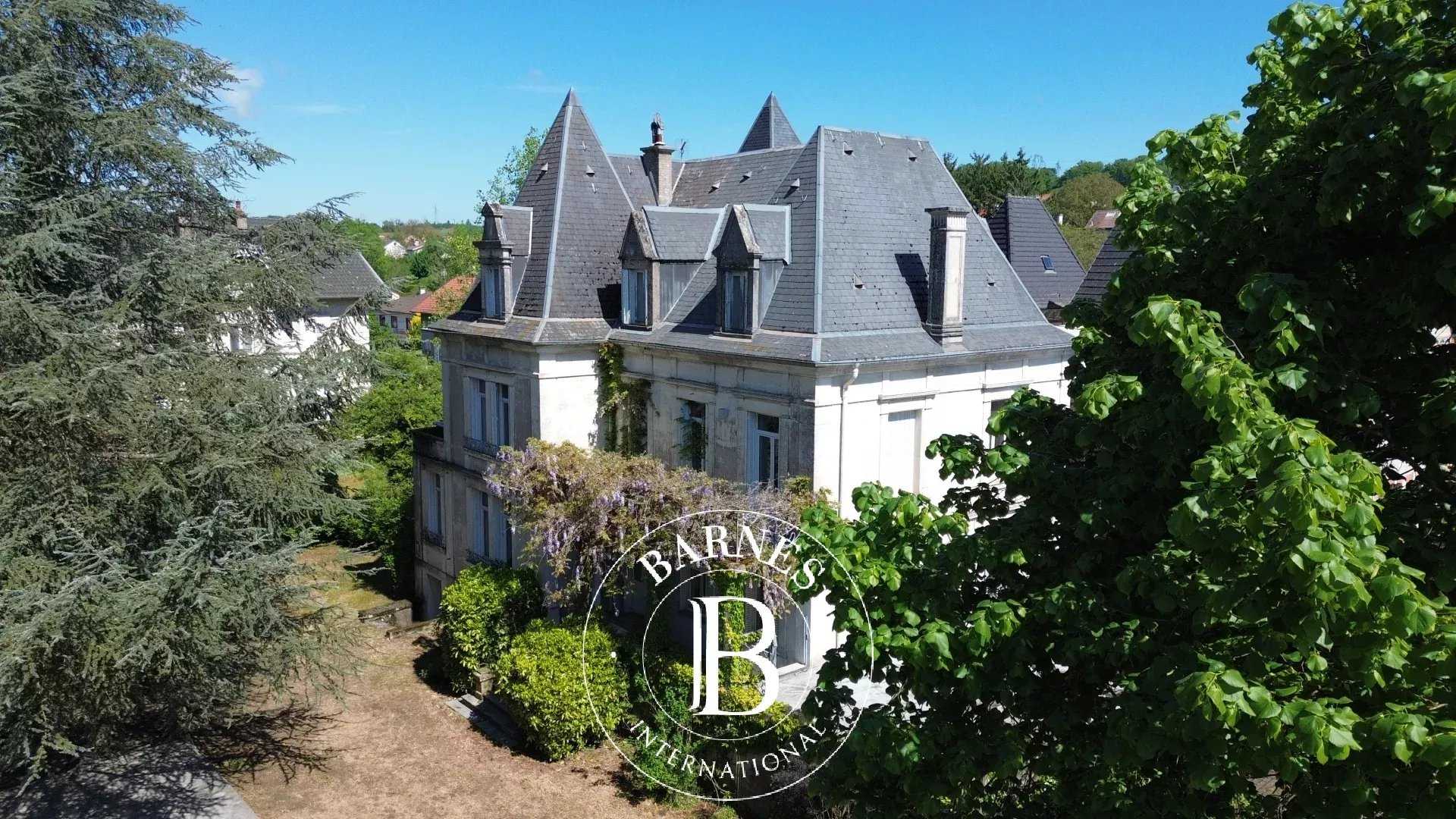 Châtel-sur-Moselle  - Propriété 12 Pi&egrave;ces 7 Chambres