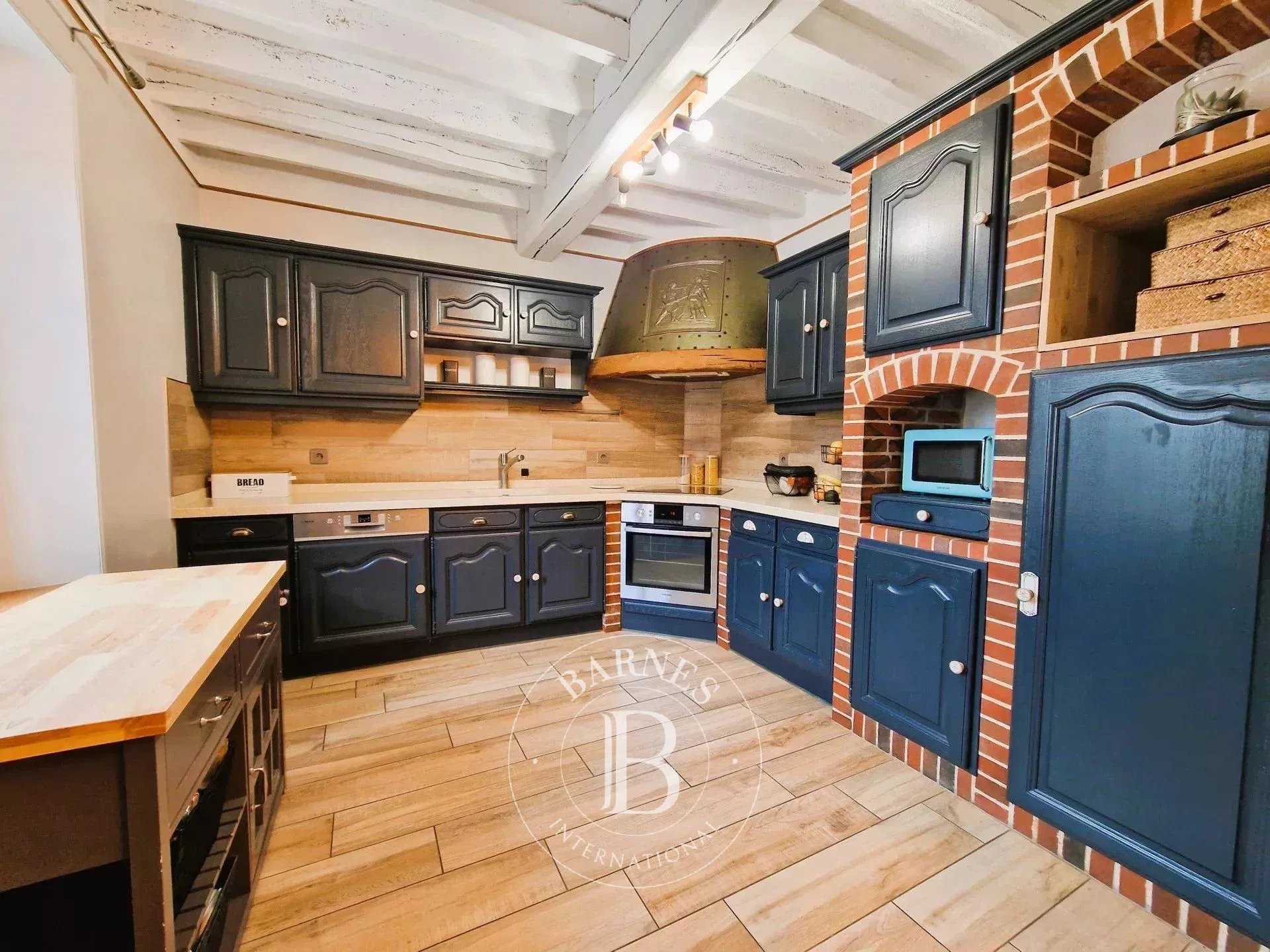 Tremblay-les-Villages  - Maison 15 Pi&egrave;ces 8 Chambres