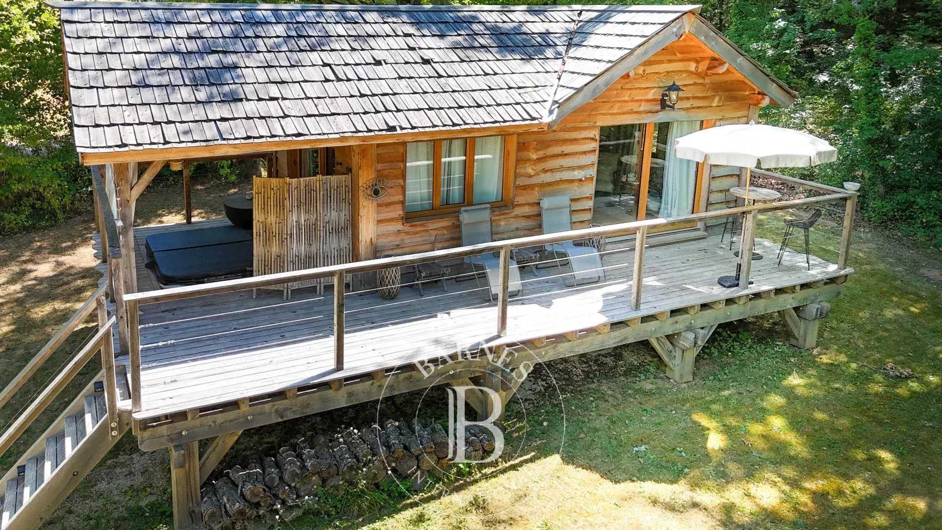 Sarlat-la-Canéda  - Property 9 Bedrooms