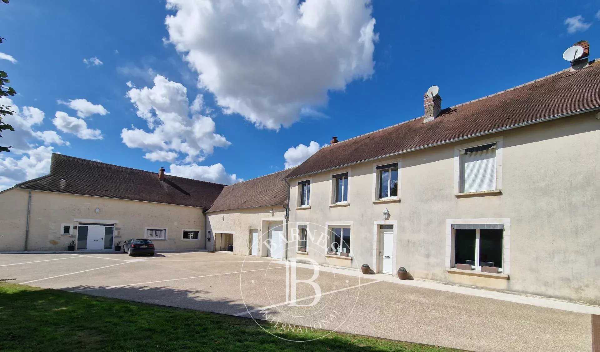 Le Mans  - House 5 Bedrooms