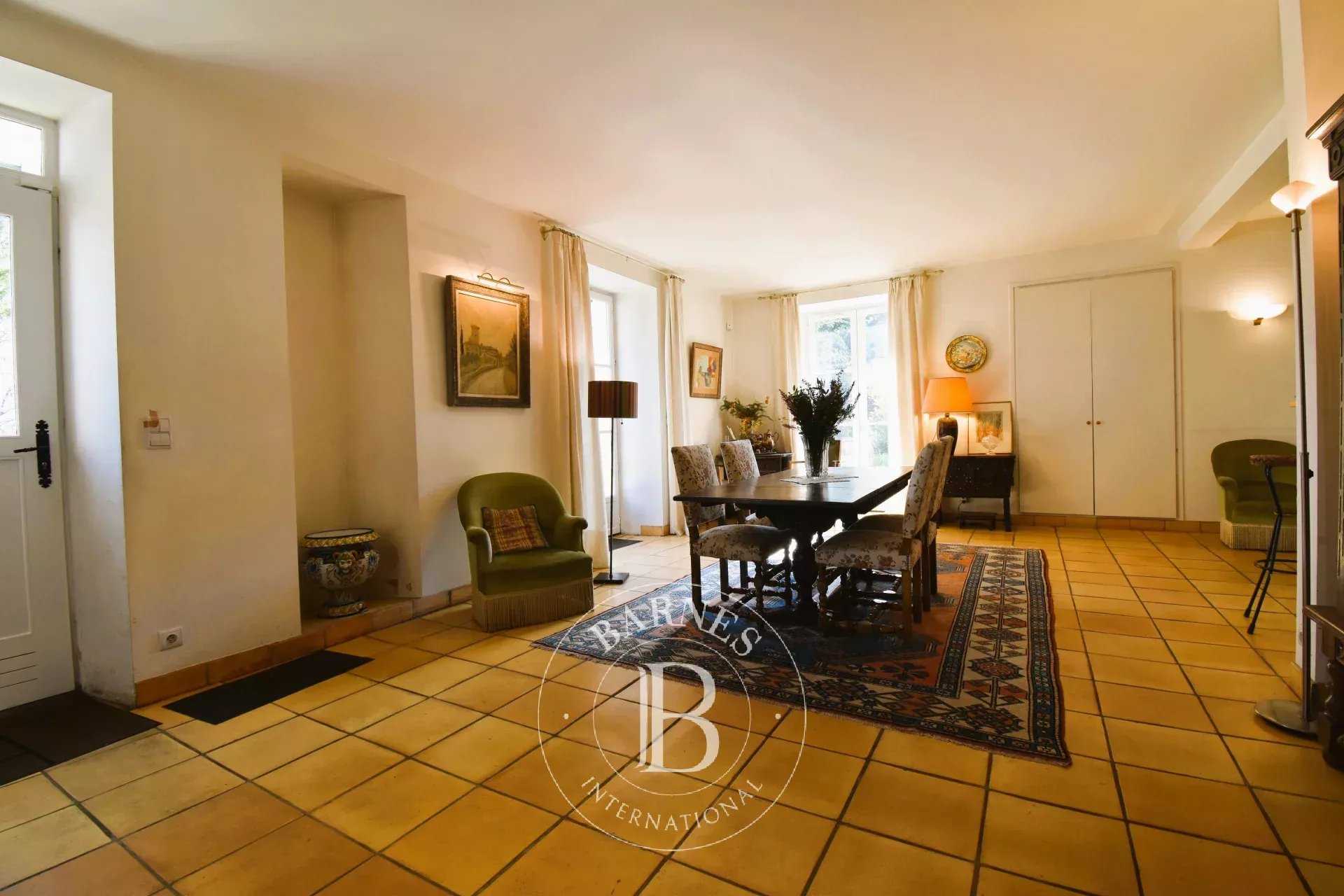 Chevreuse  - Maison 17 Pi&egrave;ces 9 Chambres