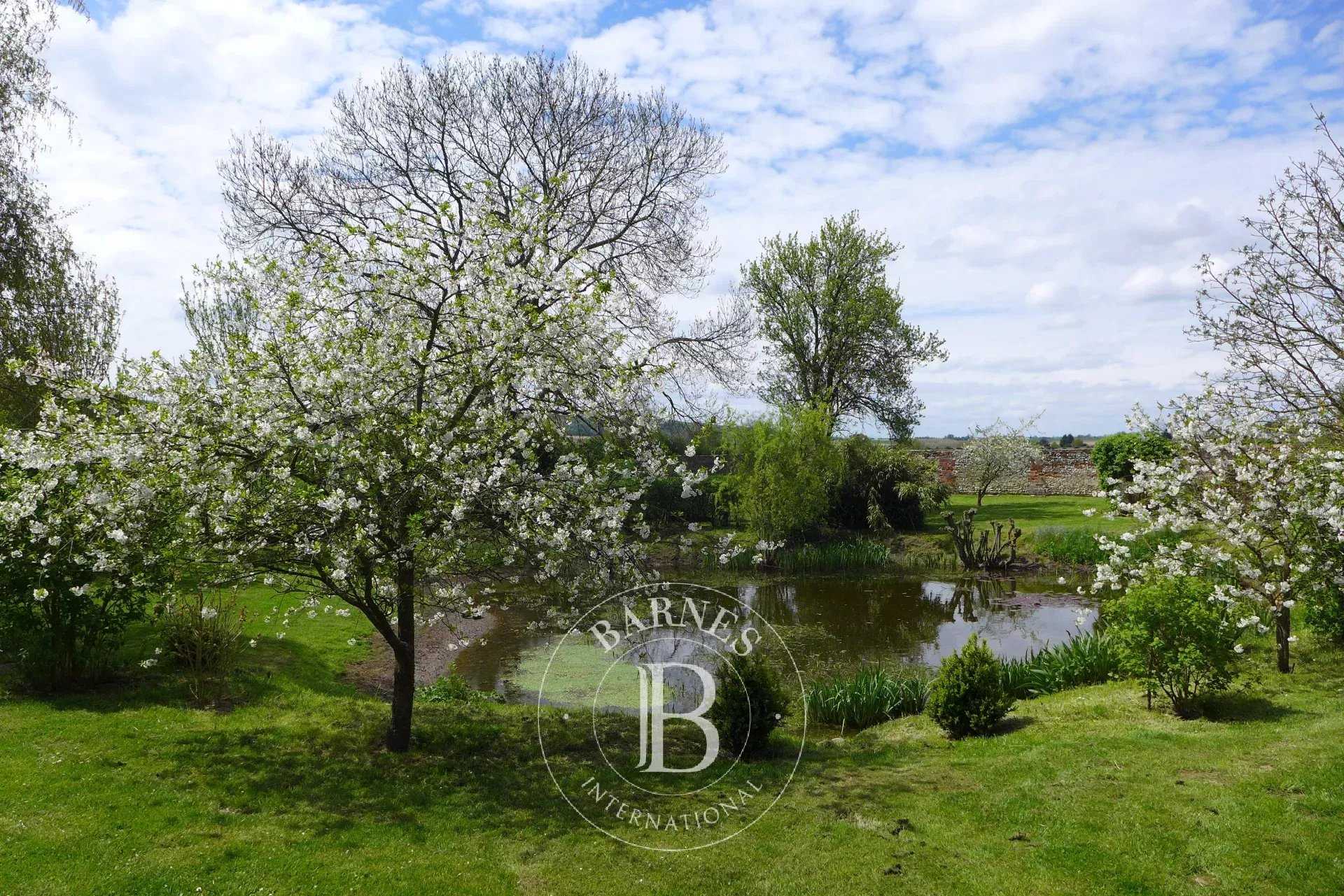 Ons-en-Bray  - Equestrian estate 4 Bedrooms