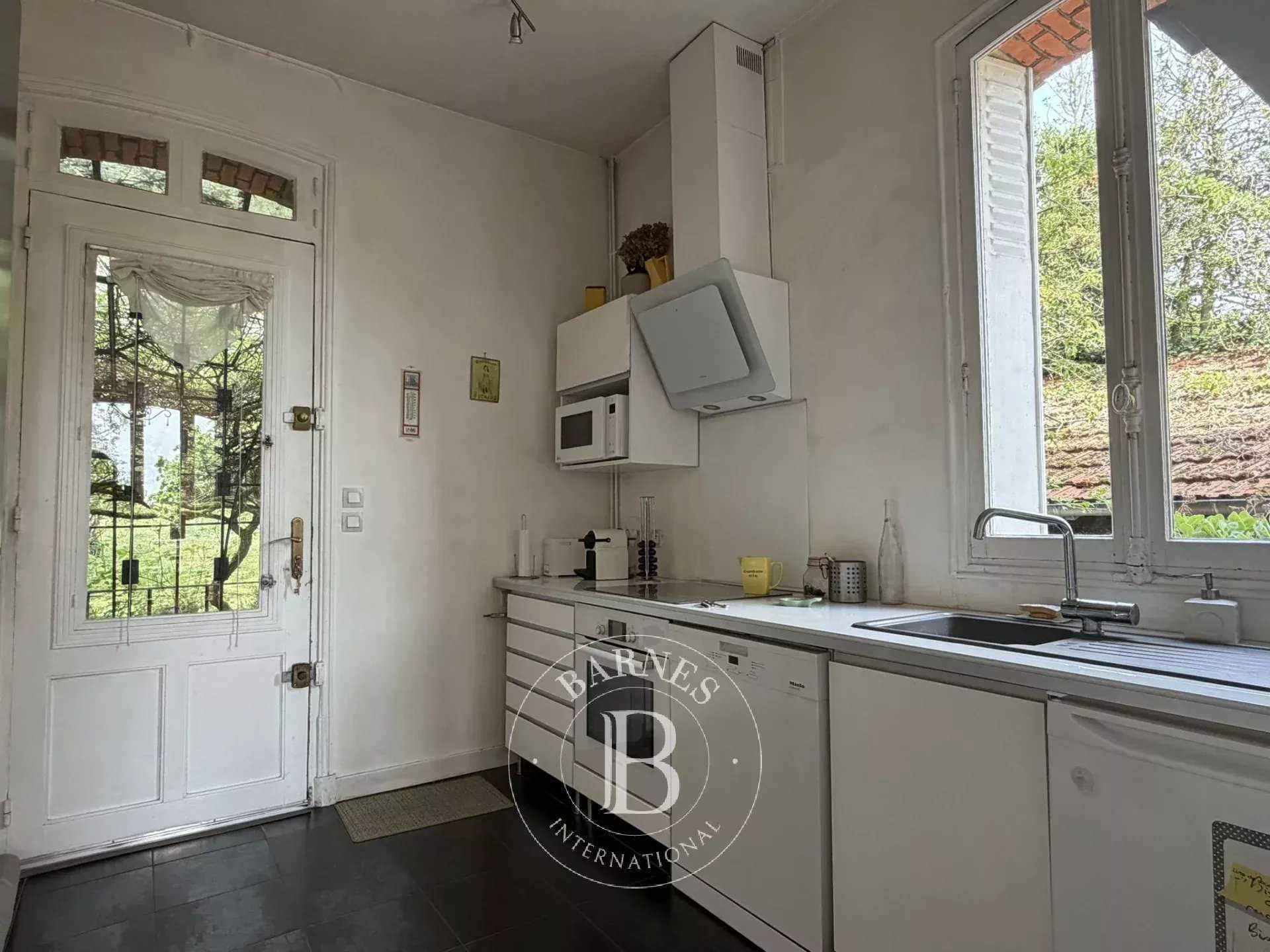 Épinay-sur-Orge  - Maison 8 Pi&egrave;ces 4 Chambres