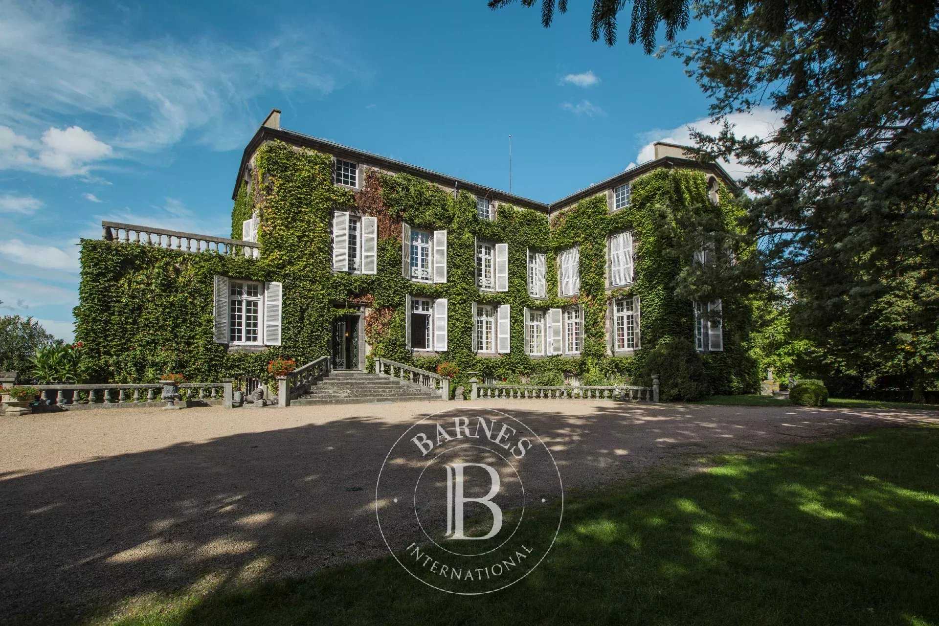 Cellule  - Castle 9 Bedrooms