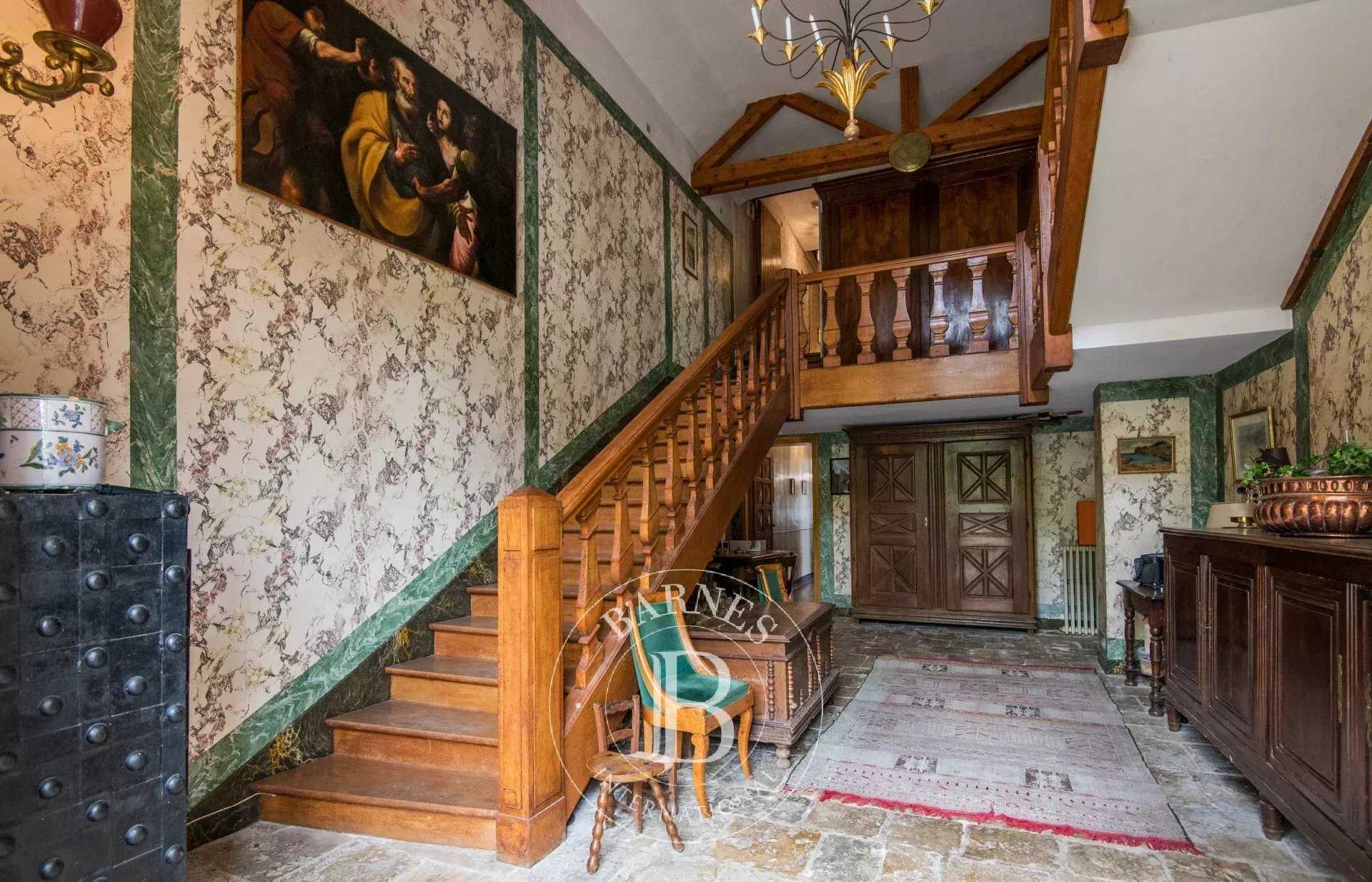 Villefranche-de-Rouergue  - Propriété 15 Pi&egrave;ces 9 Chambres