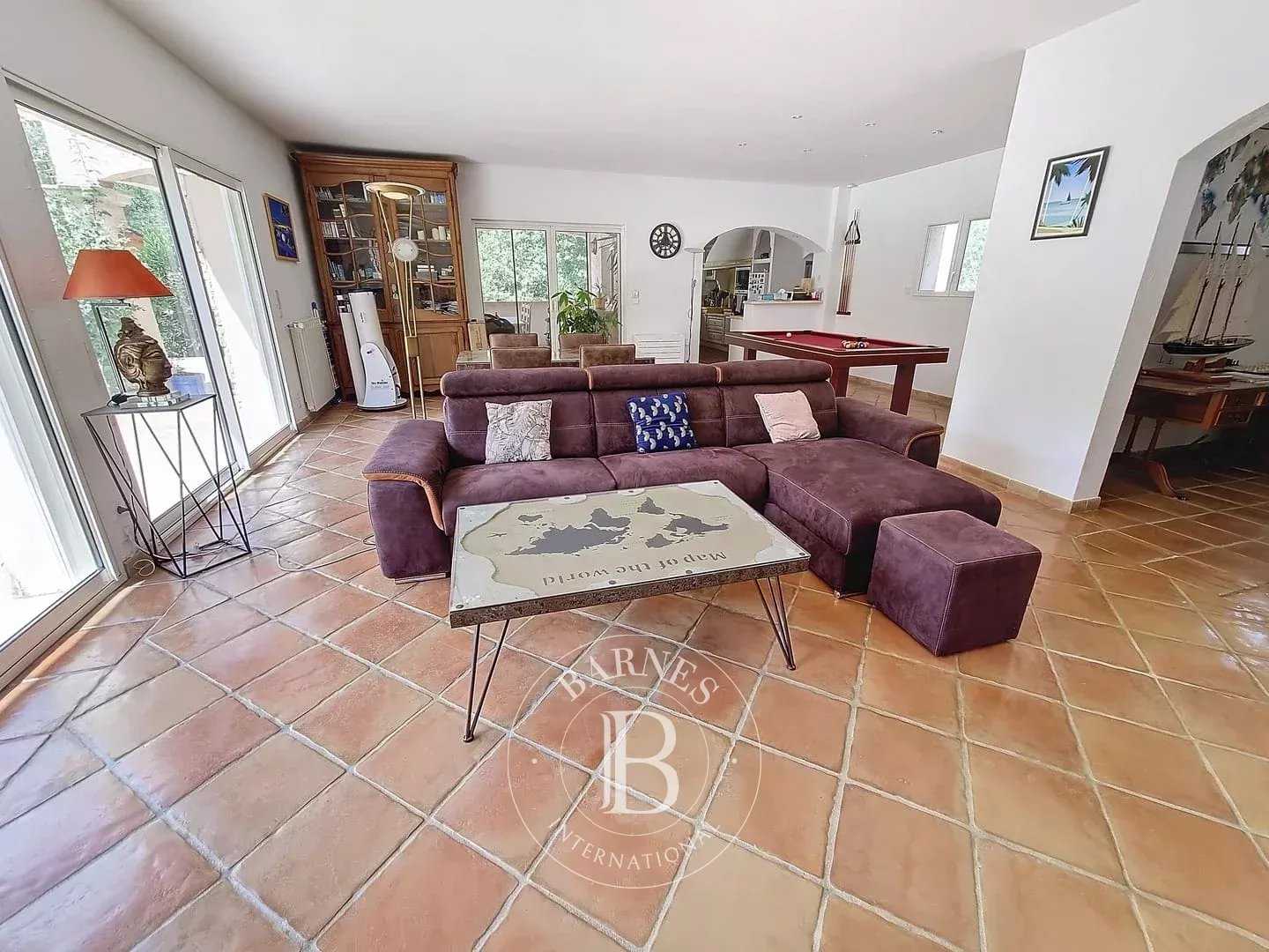Fayence  - Maison 6 Pi&egrave;ces 4 Chambres