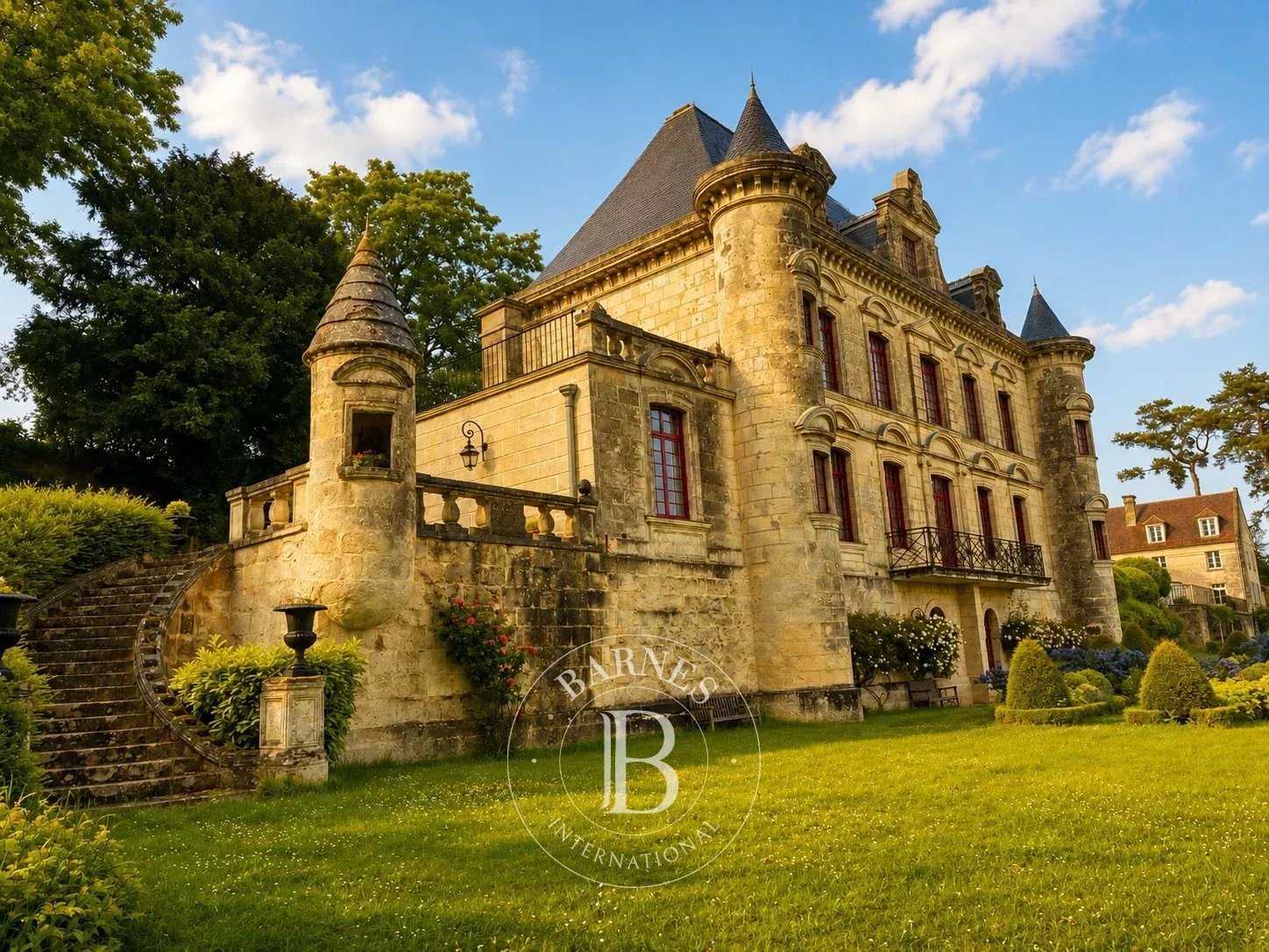 Vassens  - Château 