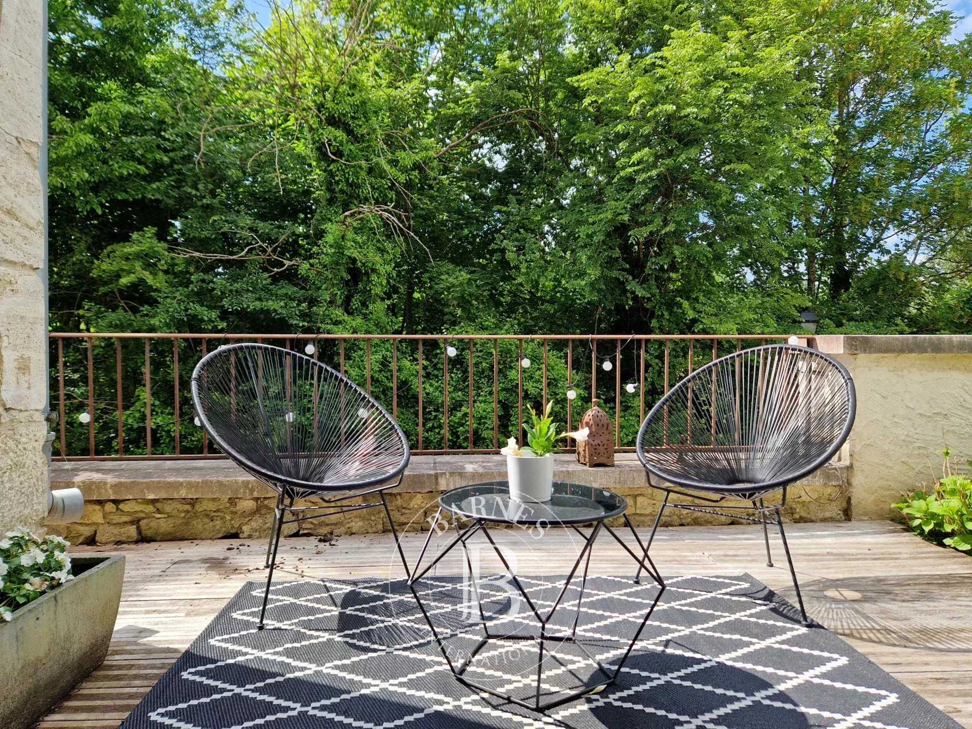 Vienne-en-Arthies  - House 7 Bedrooms