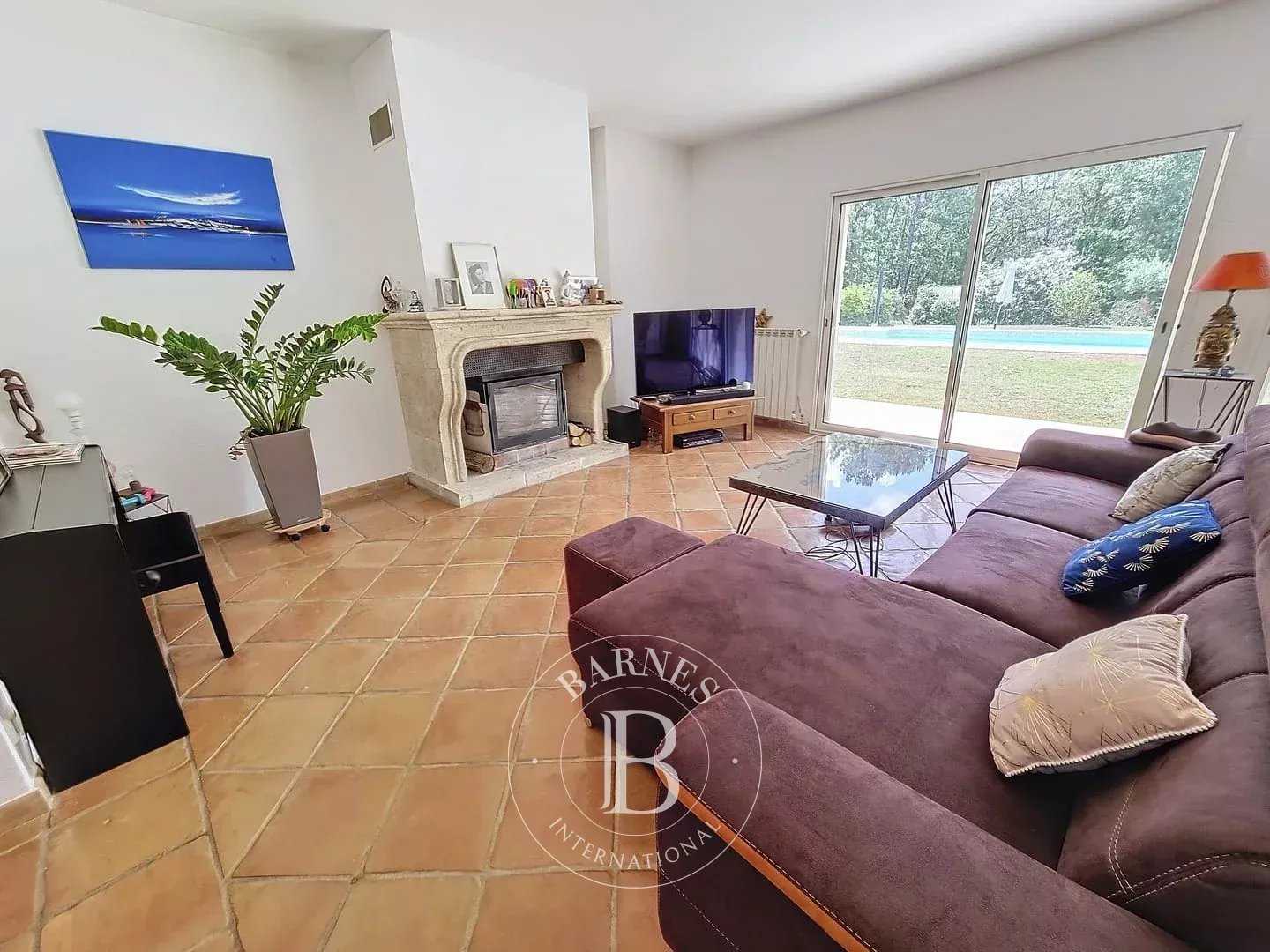 Fayence  - Maison 6 Pi&egrave;ces 4 Chambres