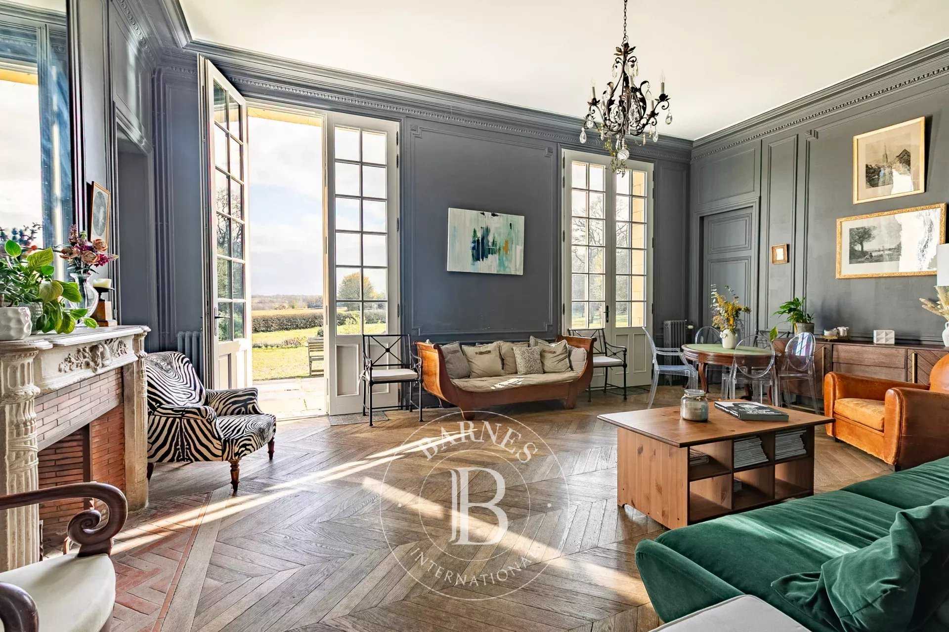 Meaux  - Maison 25 Pi&egrave;ces